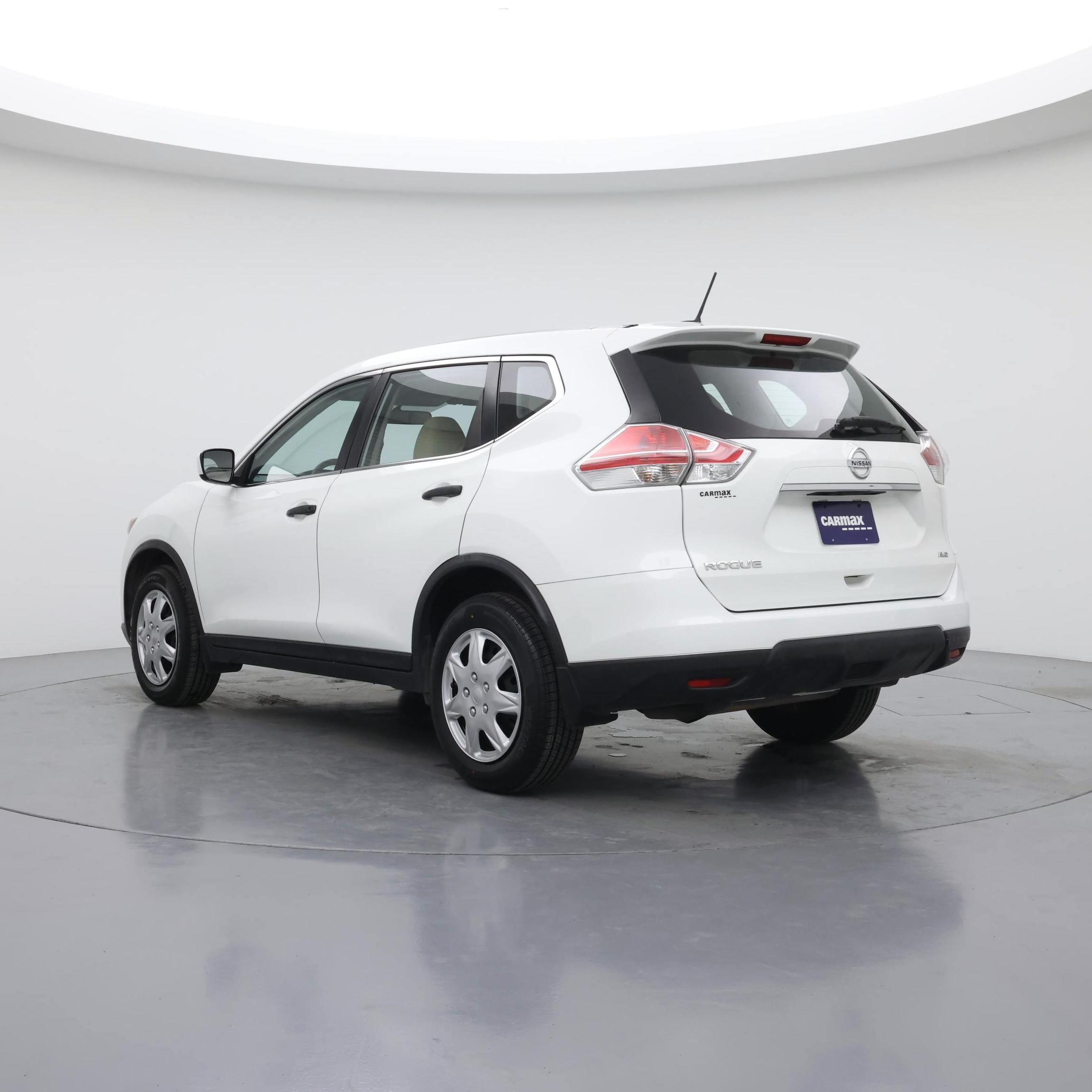 Thumbnail: 2016 Nissan Rogue - 2