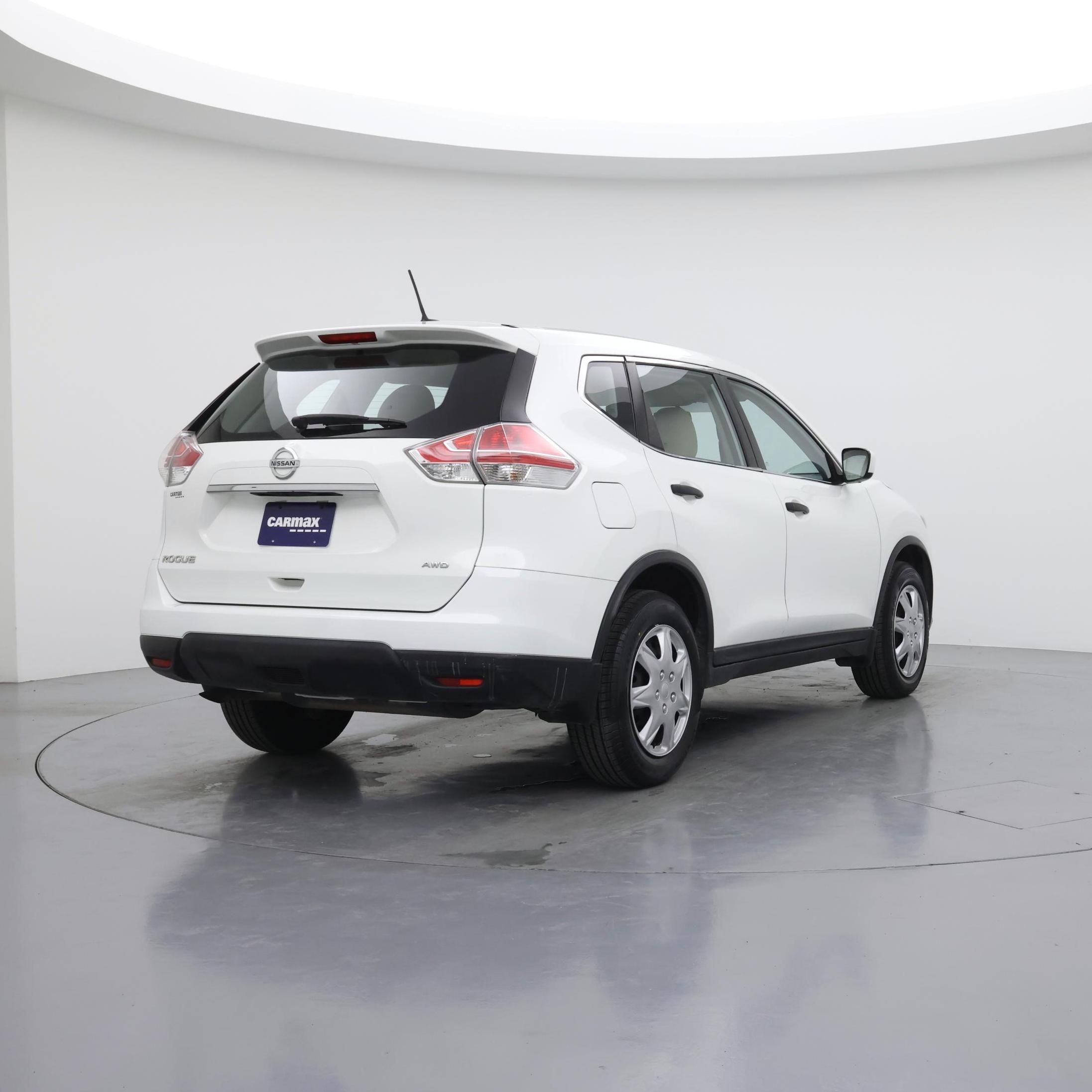 Thumbnail: 2016 Nissan Rogue - 8