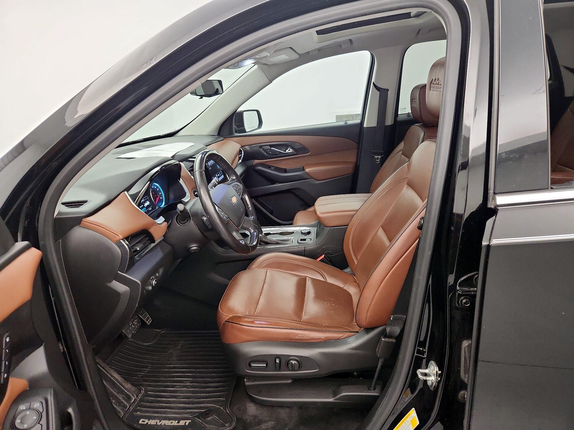 Thumbnail: 2018 Chevrolet Traverse - 11