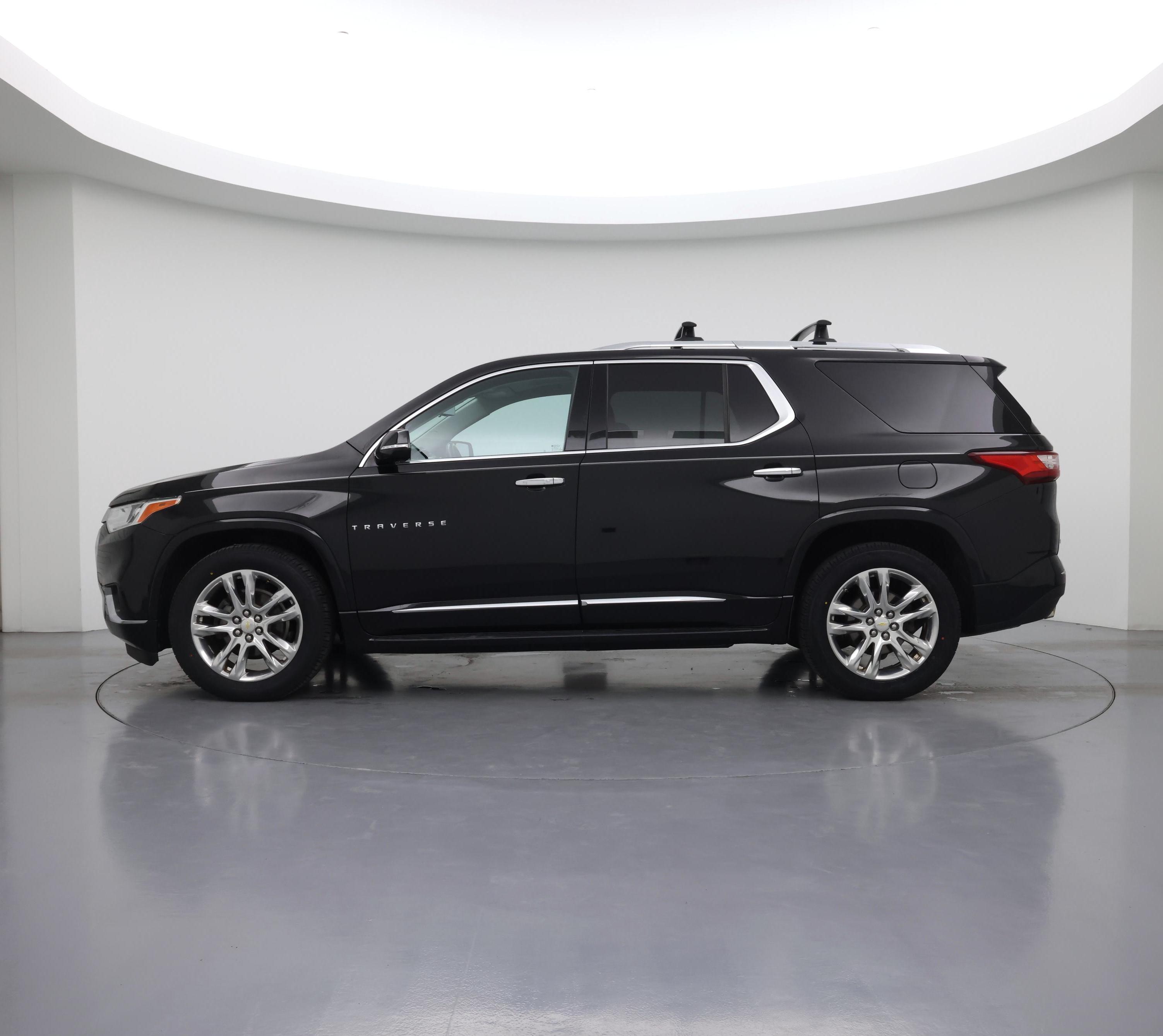 Thumbnail: 2018 Chevrolet Traverse - 3