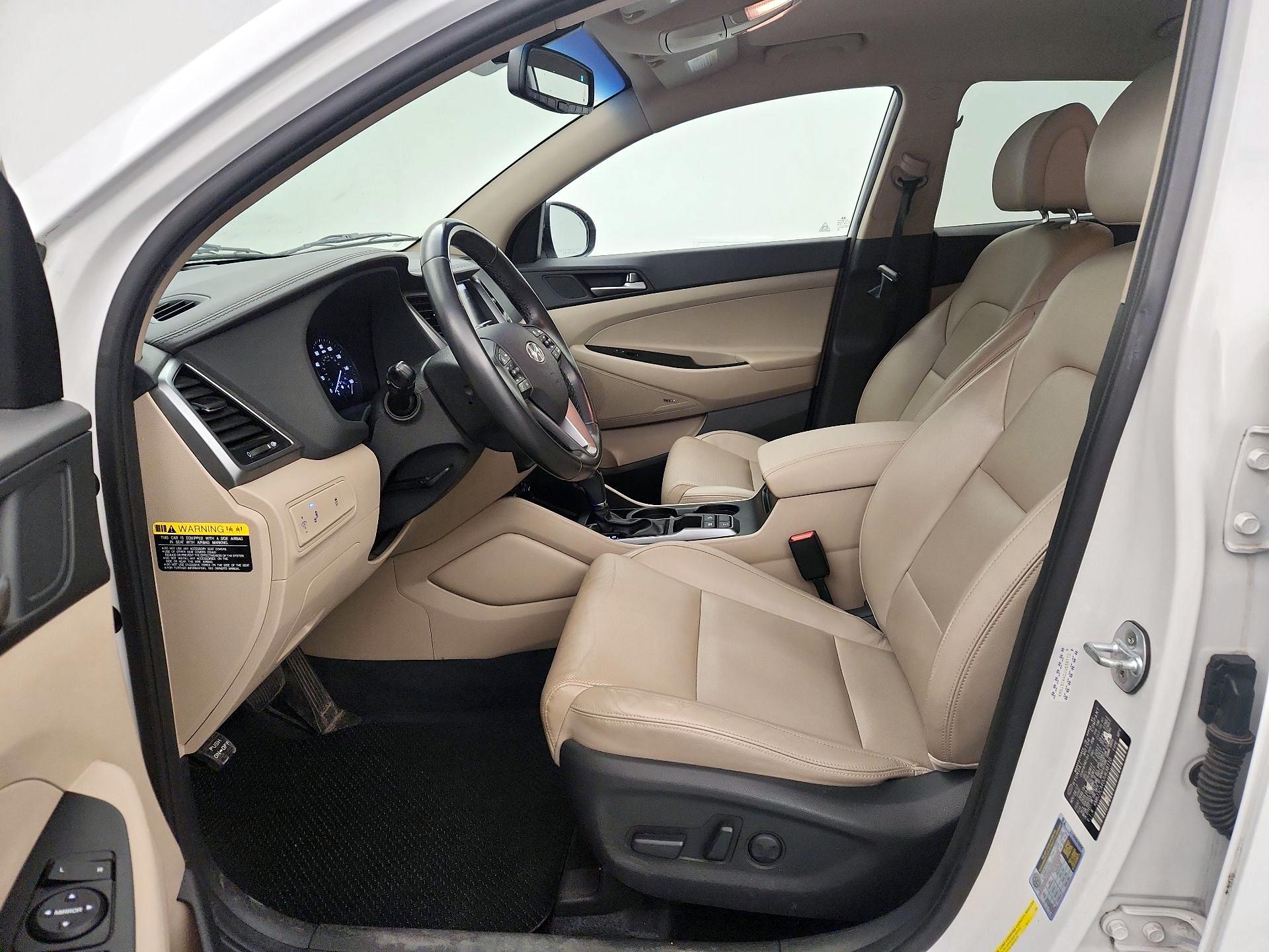 Thumbnail: 2018 Hyundai Tucson - 11