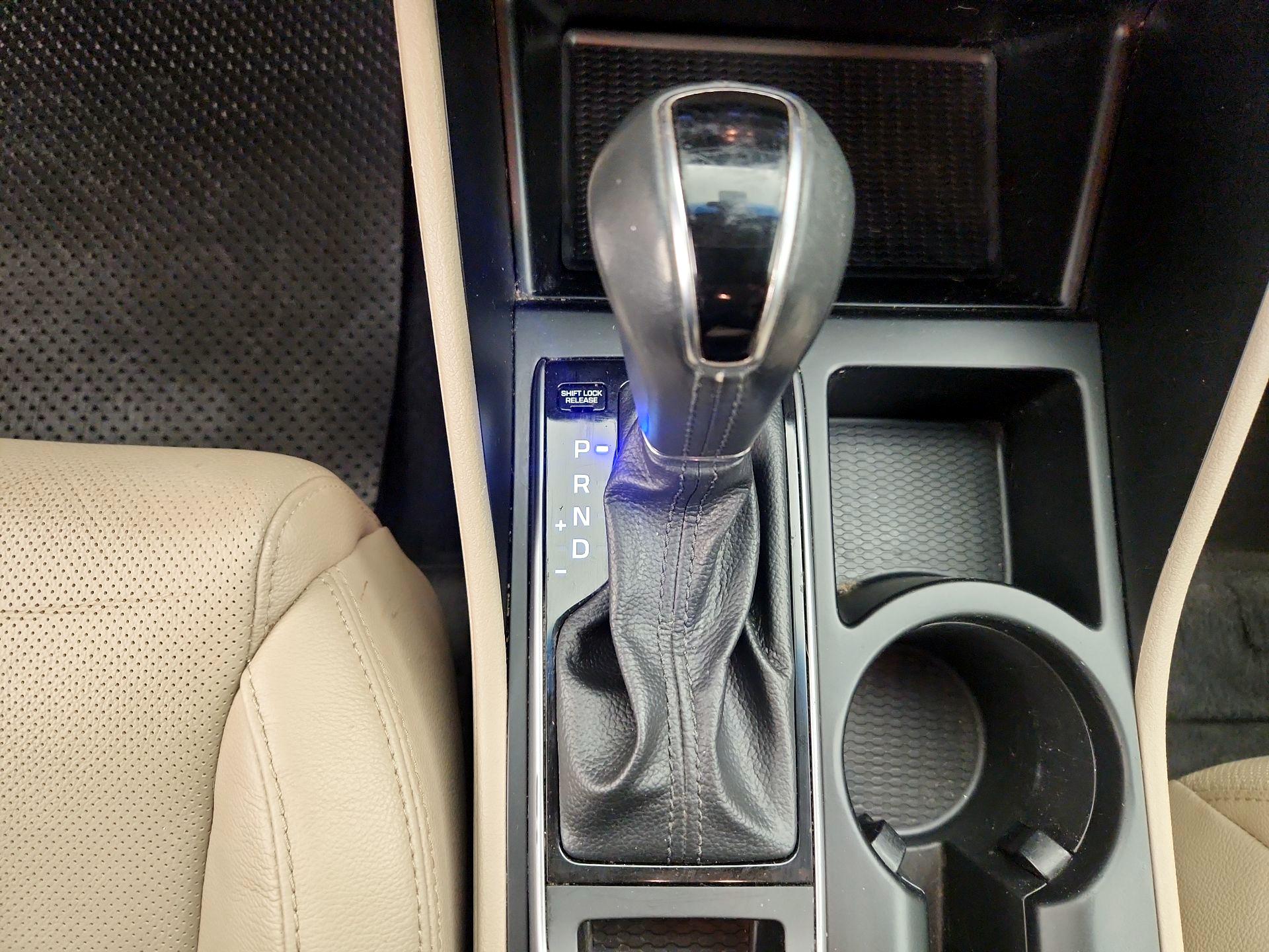 Thumbnail: 2018 Hyundai Tucson - 18