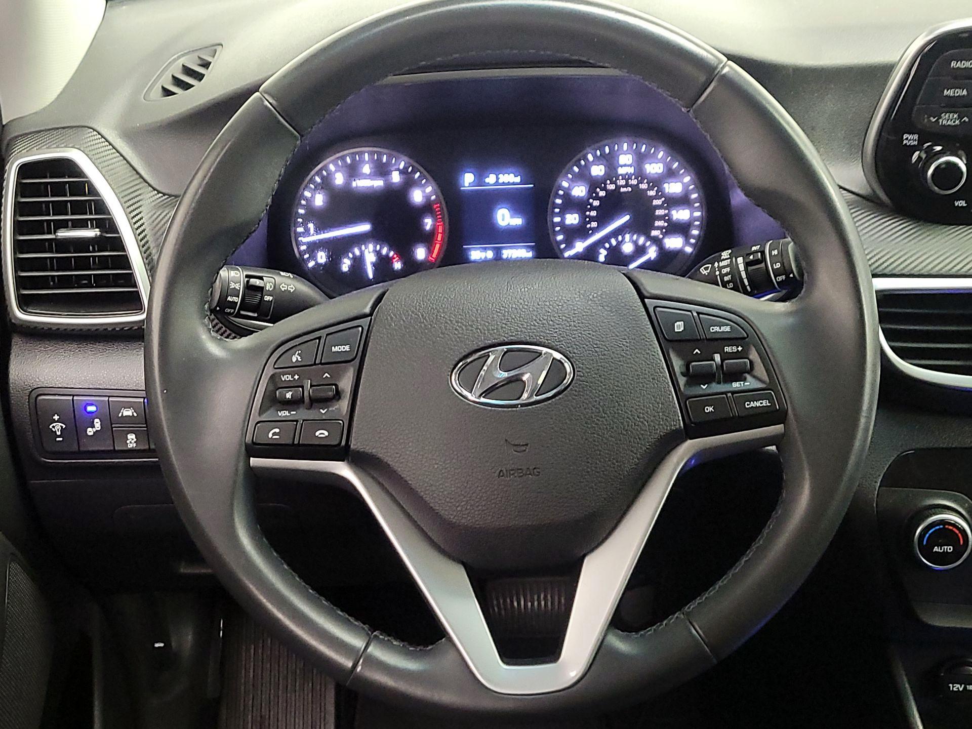 Thumbnail: 2020 Hyundai Tucson - 10