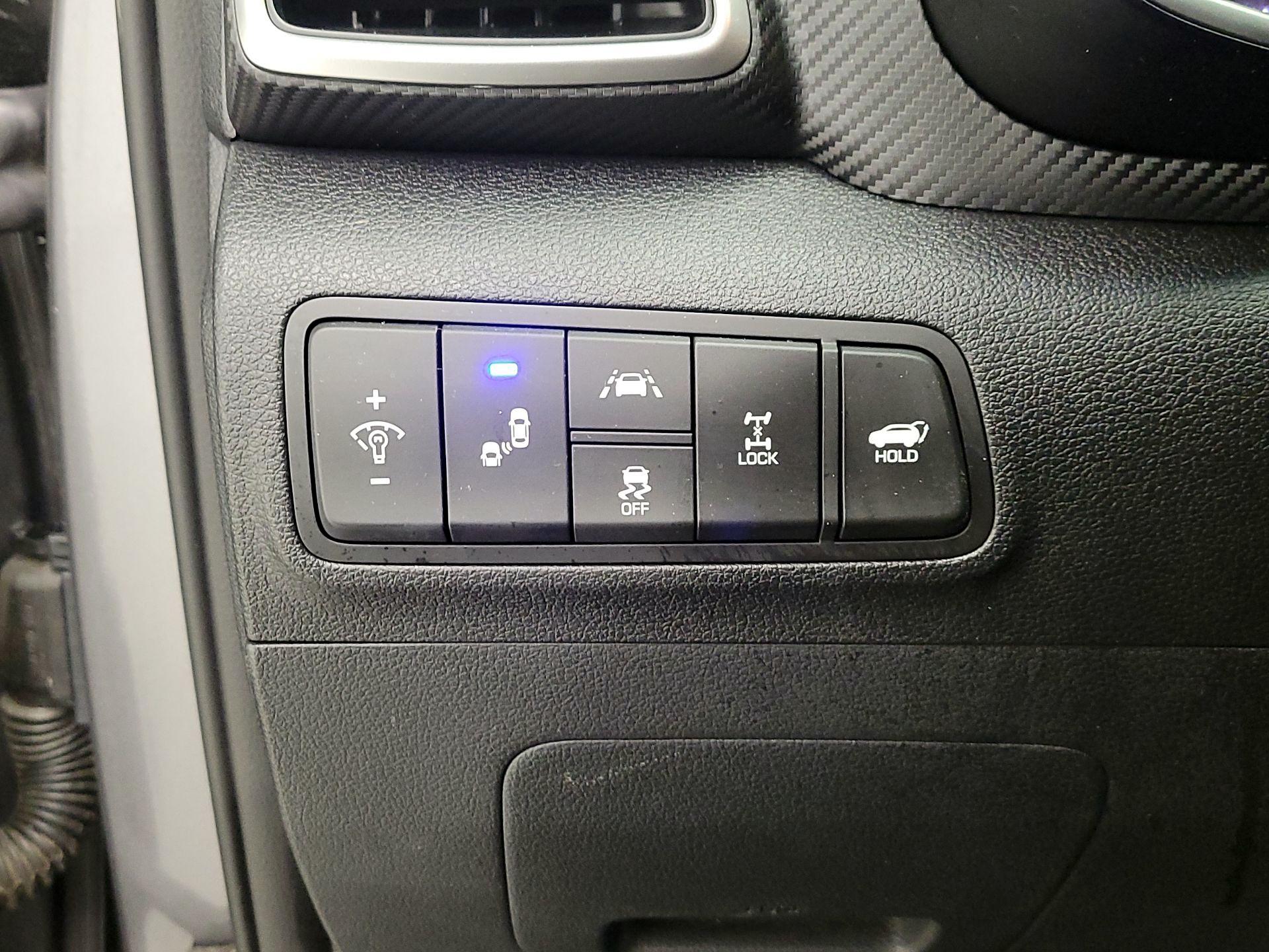 Thumbnail: 2020 Hyundai Tucson - 13