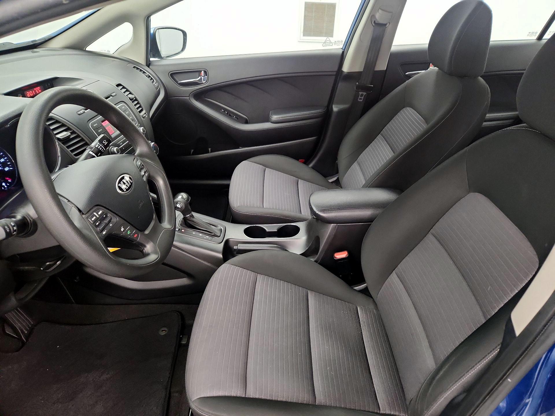 Thumbnail: 2014 Kia Forte - 11