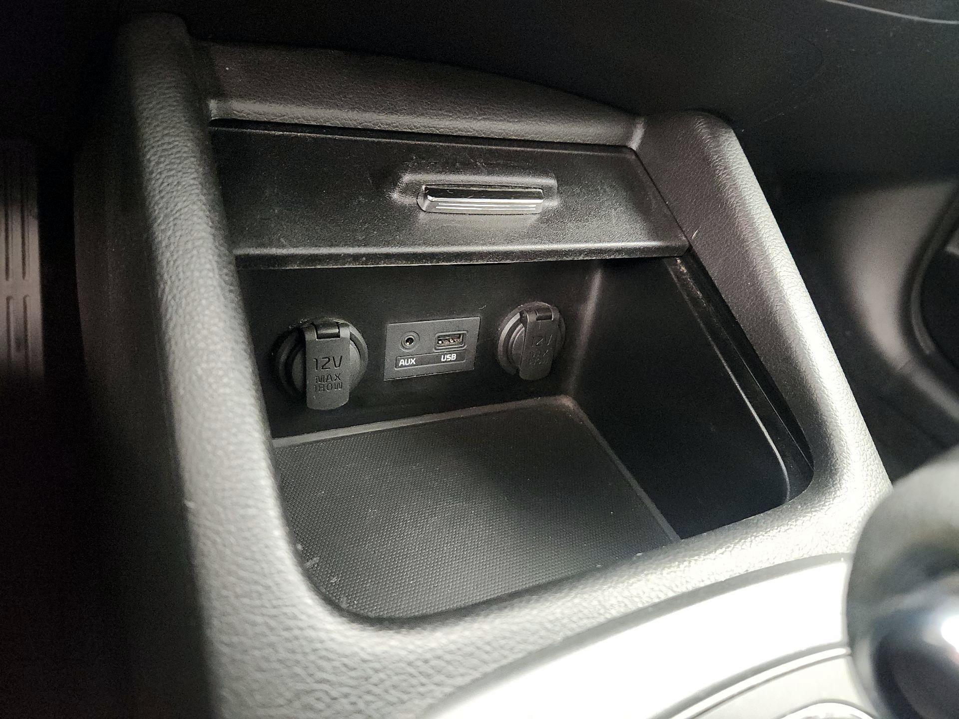 Thumbnail: 2014 Kia Forte - 17