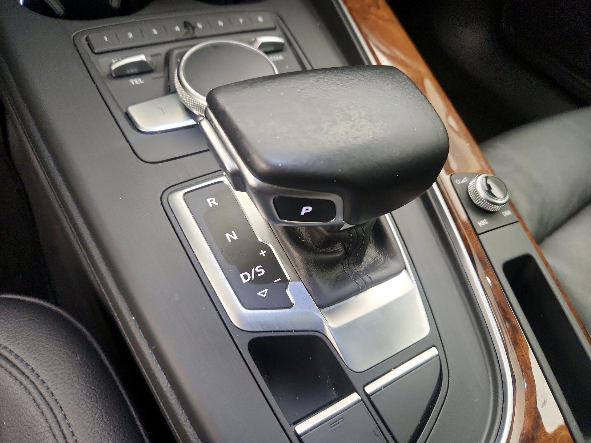 Thumbnail: 2017 Audi A4 - 18