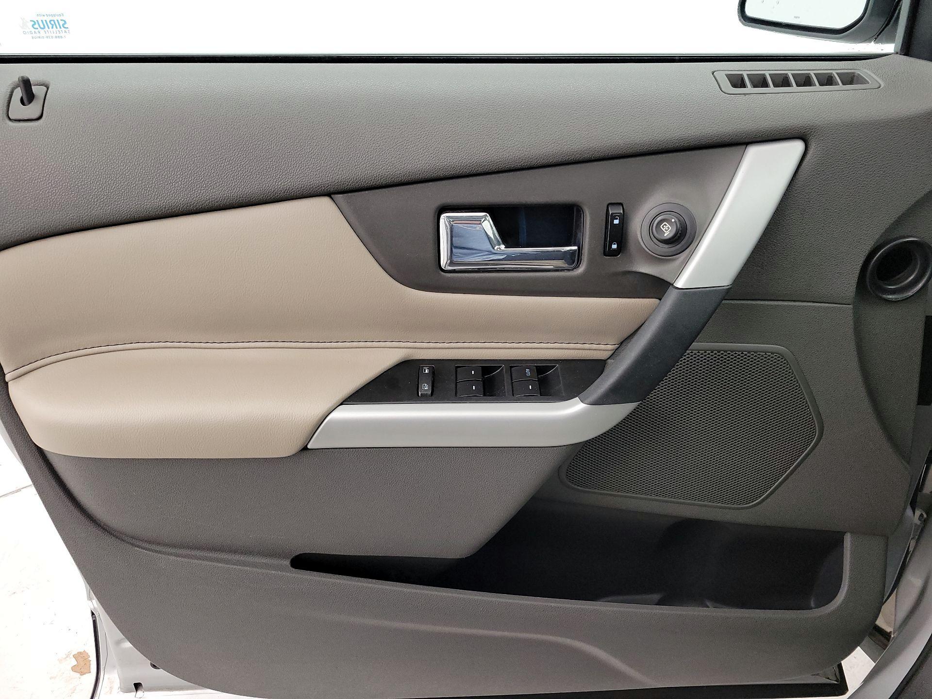 Thumbnail: 2014 Ford Edge - 12