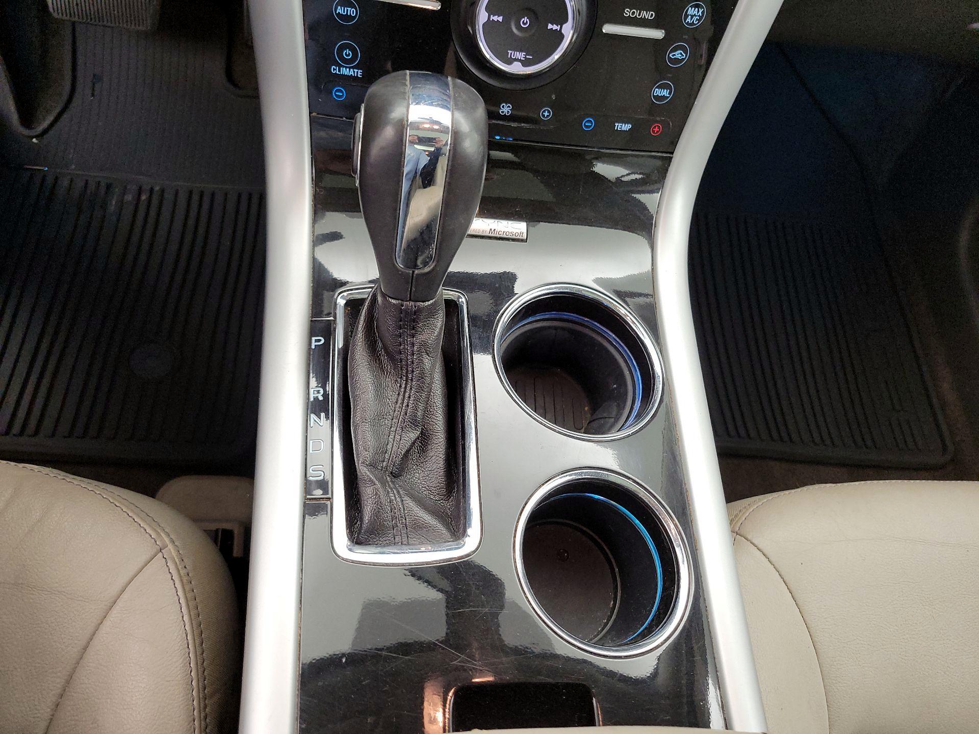 Thumbnail: 2014 Ford Edge - 18