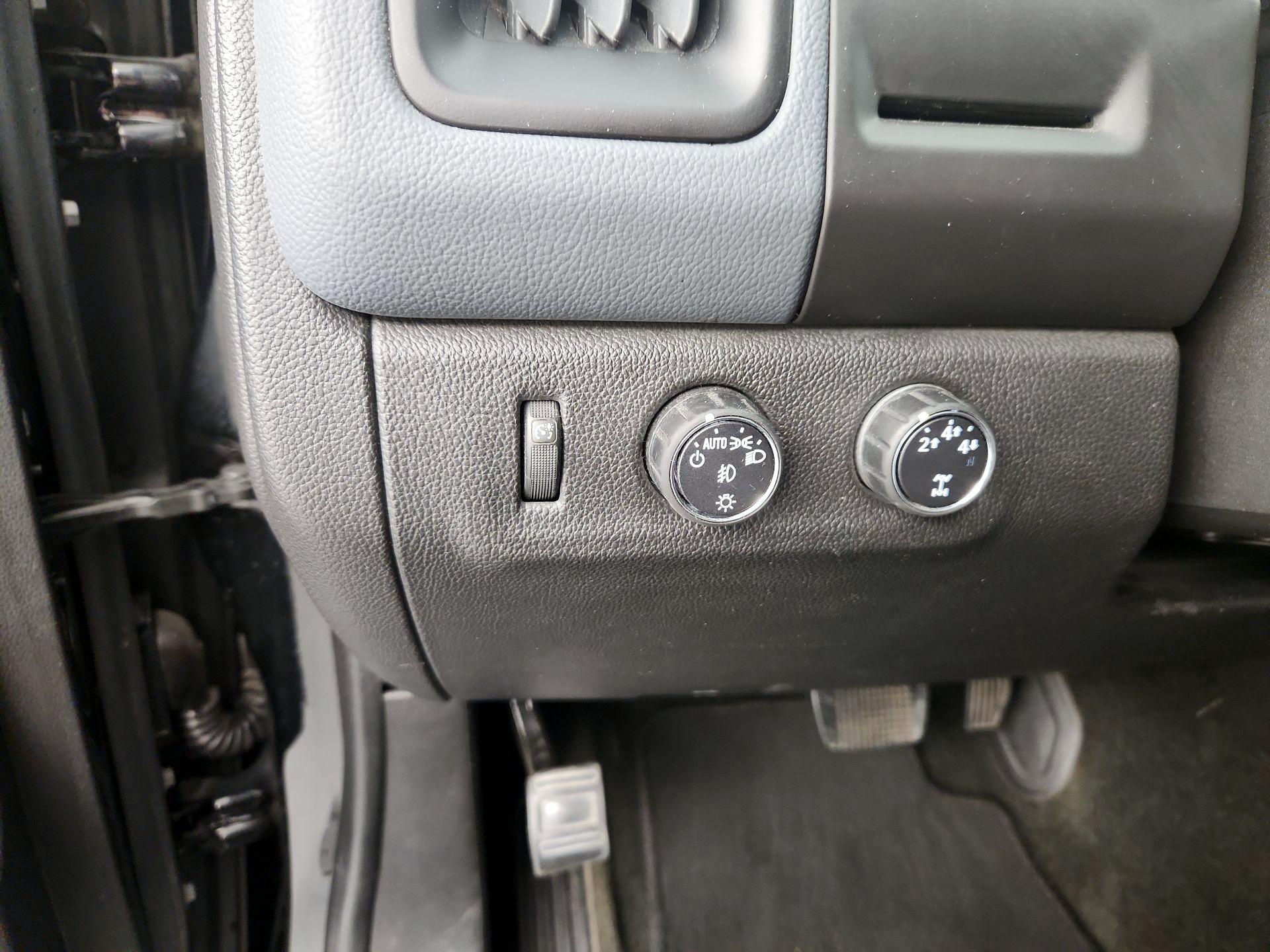 Thumbnail: 2015 Chevrolet Colorado - 13