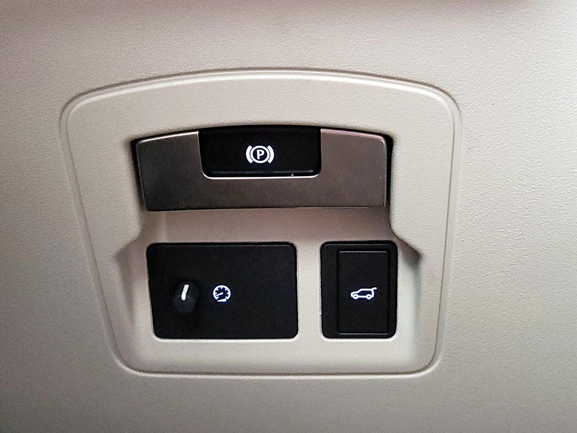 Thumbnail: 2020 Land Rover Range Rover Velar - 13