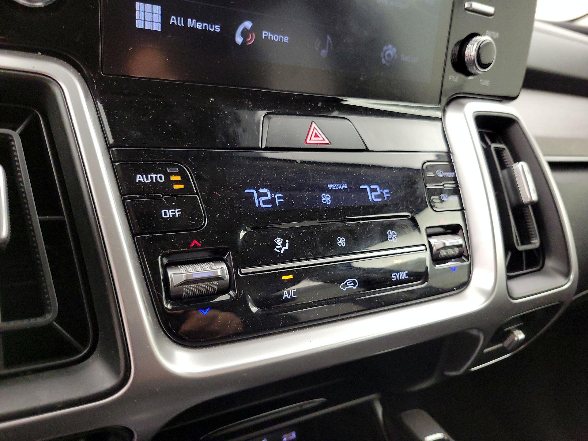 Thumbnail: 2021 Kia Sorento - 16