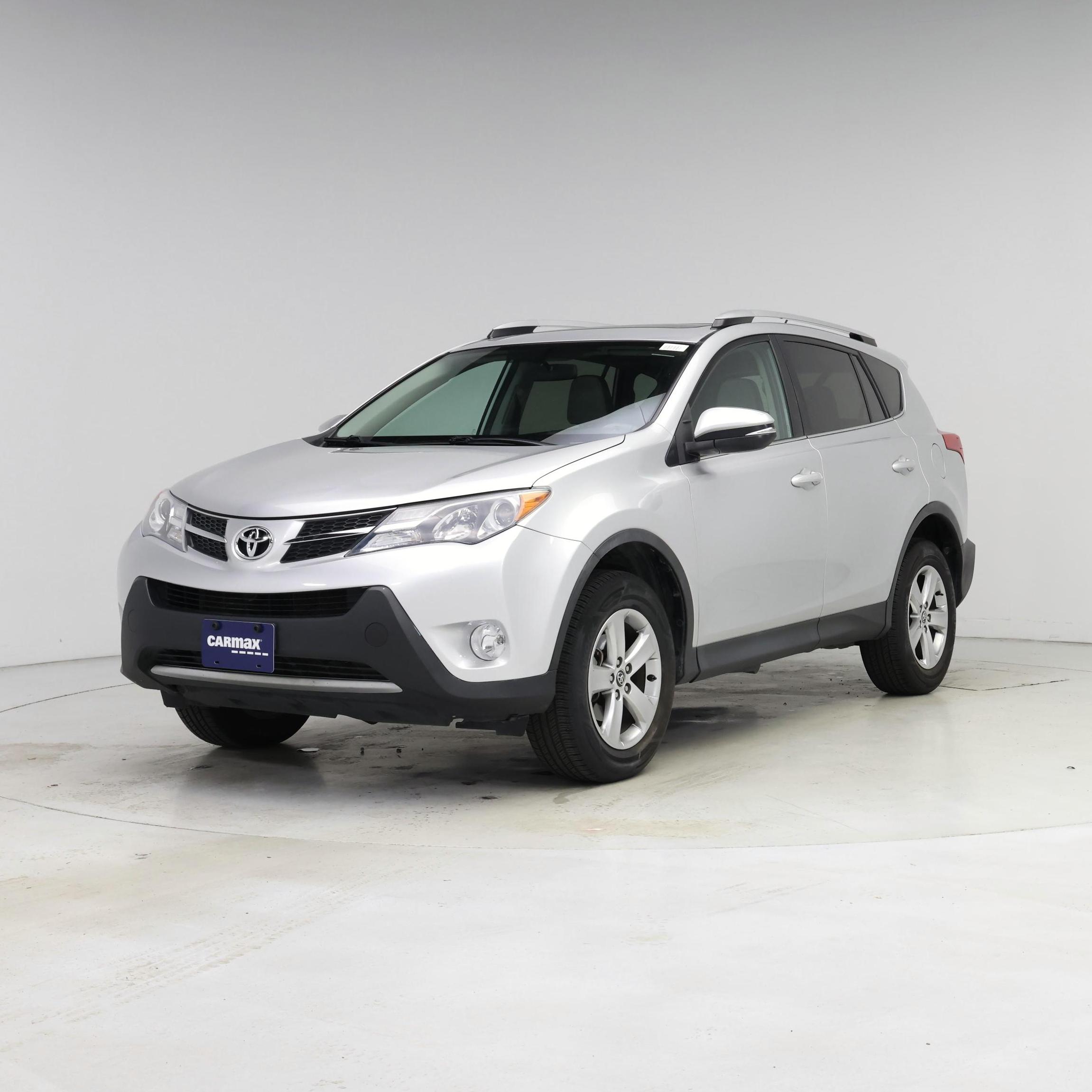 Thumbnail: 2015 Toyota RAV4 - 4