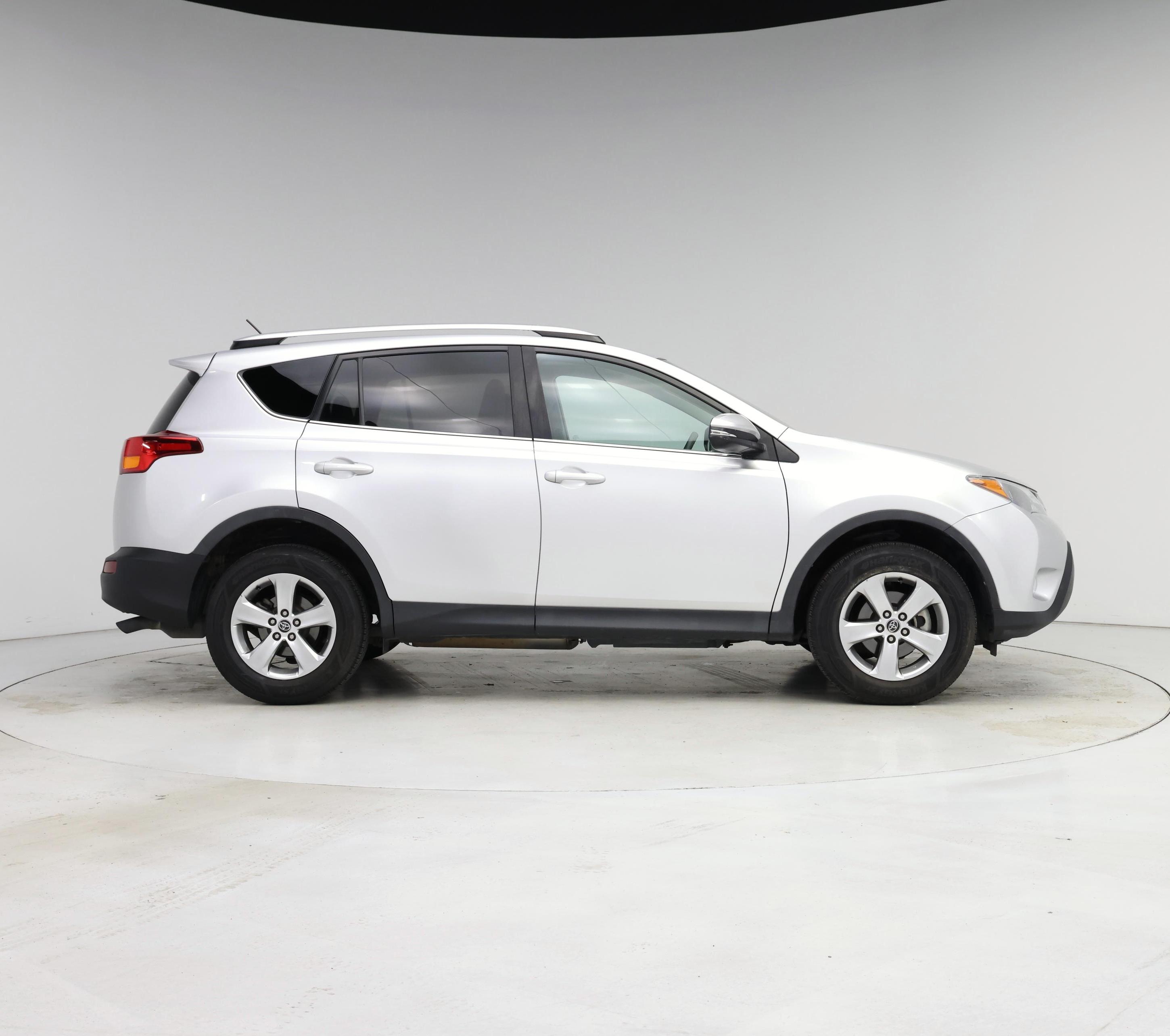 Thumbnail: 2015 Toyota RAV4 - 7