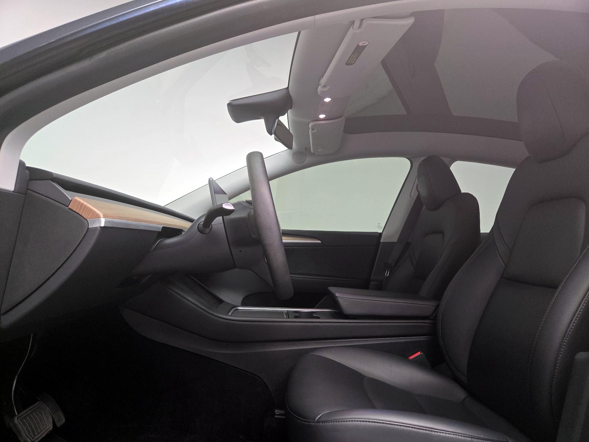 Thumbnail: 2023 Tesla Model Y - 20