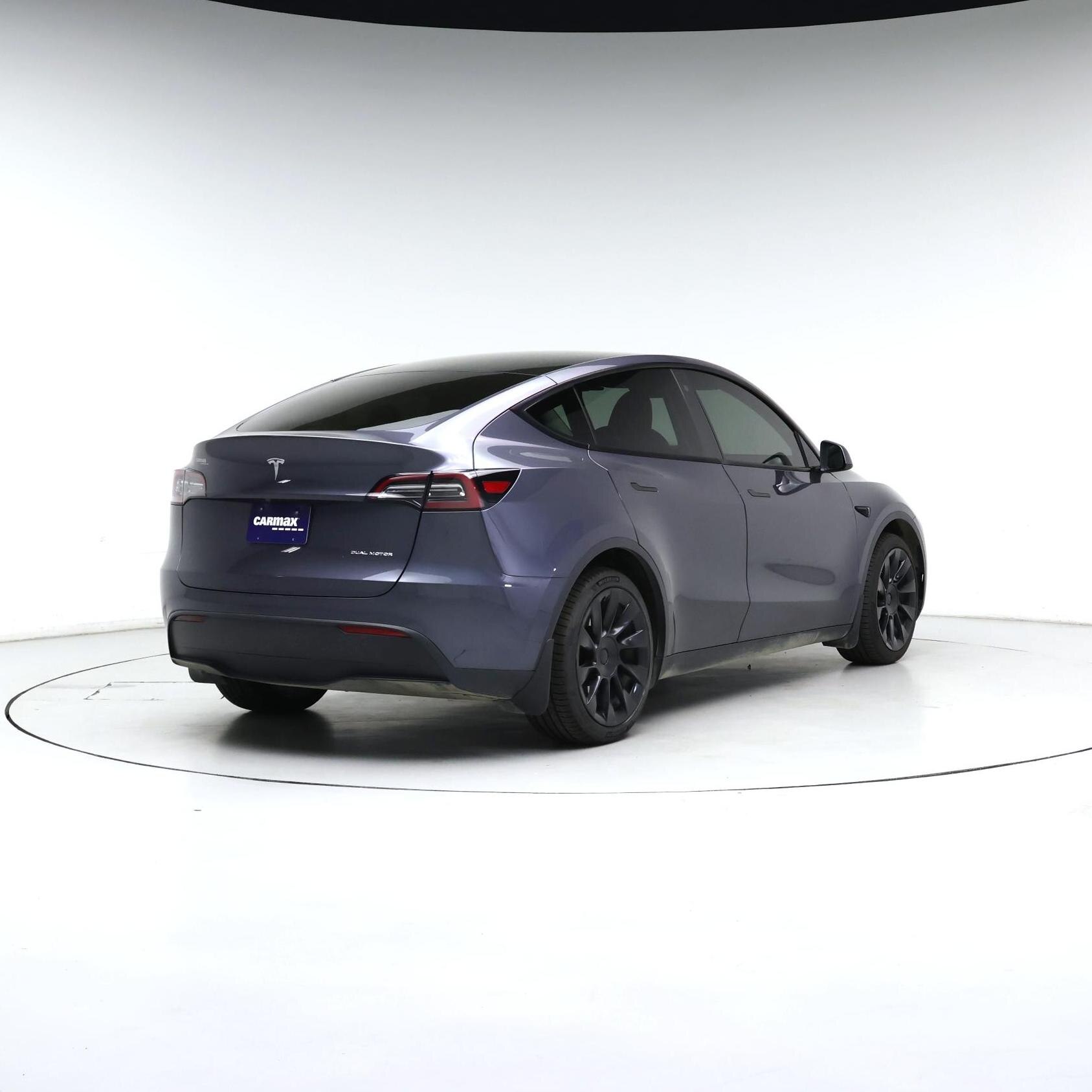 Thumbnail: 2023 Tesla Model Y - 8