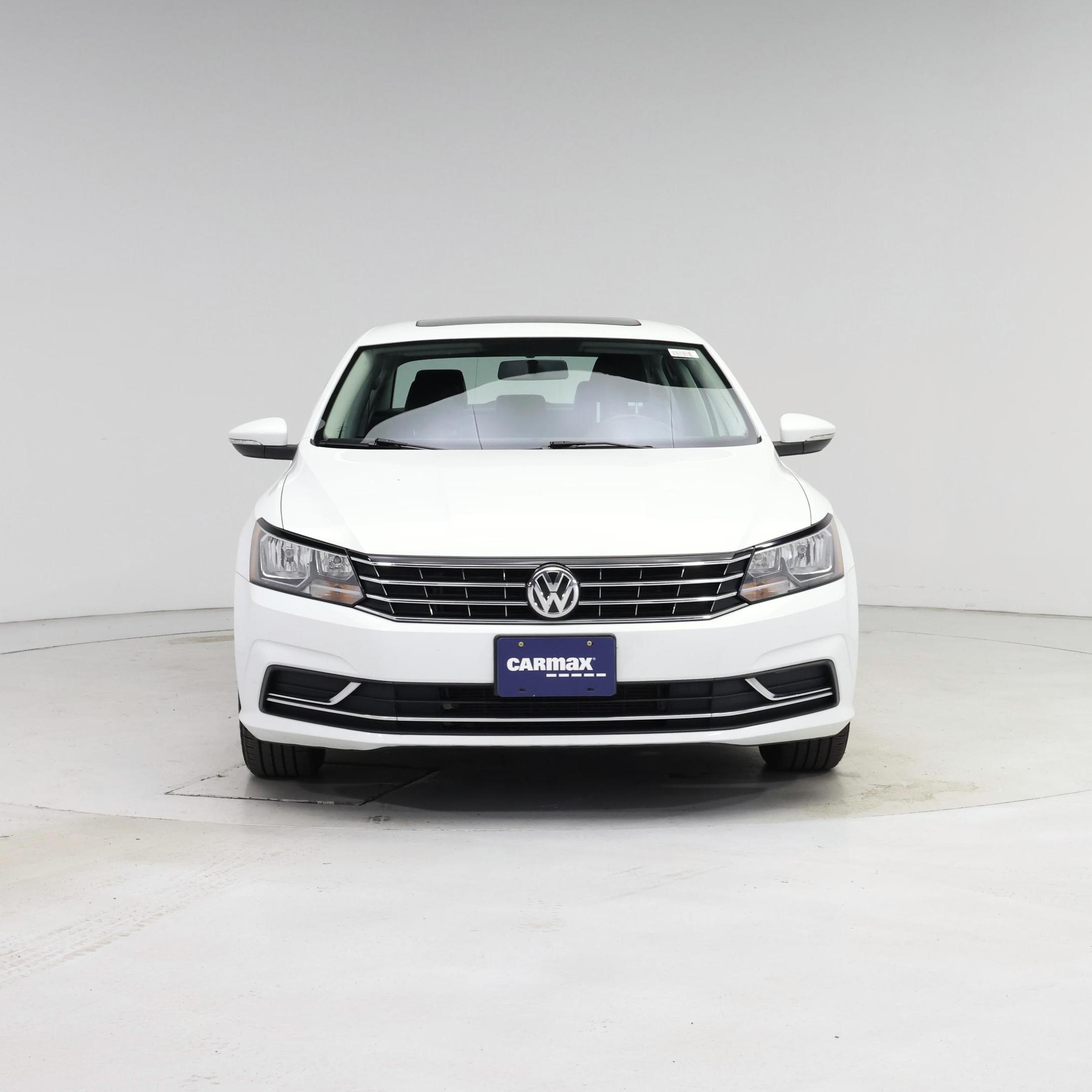 Thumbnail: 2018 Volkswagen Passat - 5