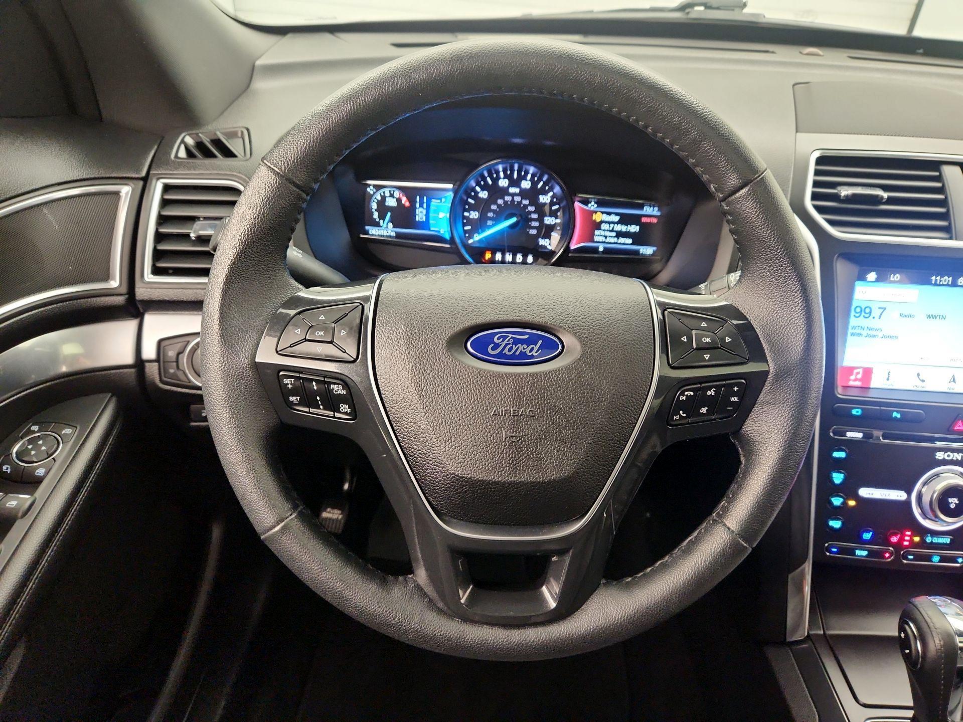 Thumbnail: 2018 Ford Explorer - 10