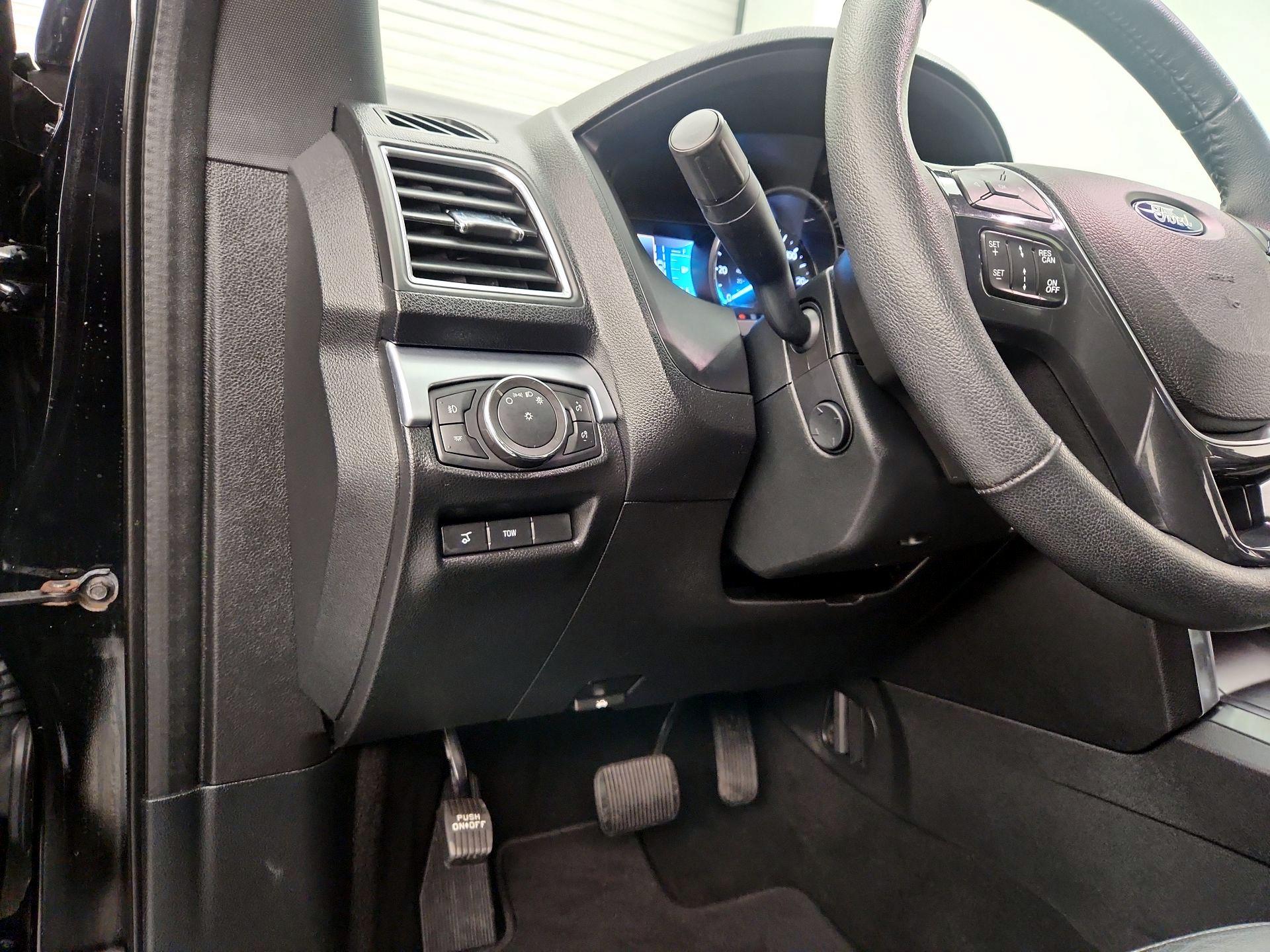 Thumbnail: 2018 Ford Explorer - 13