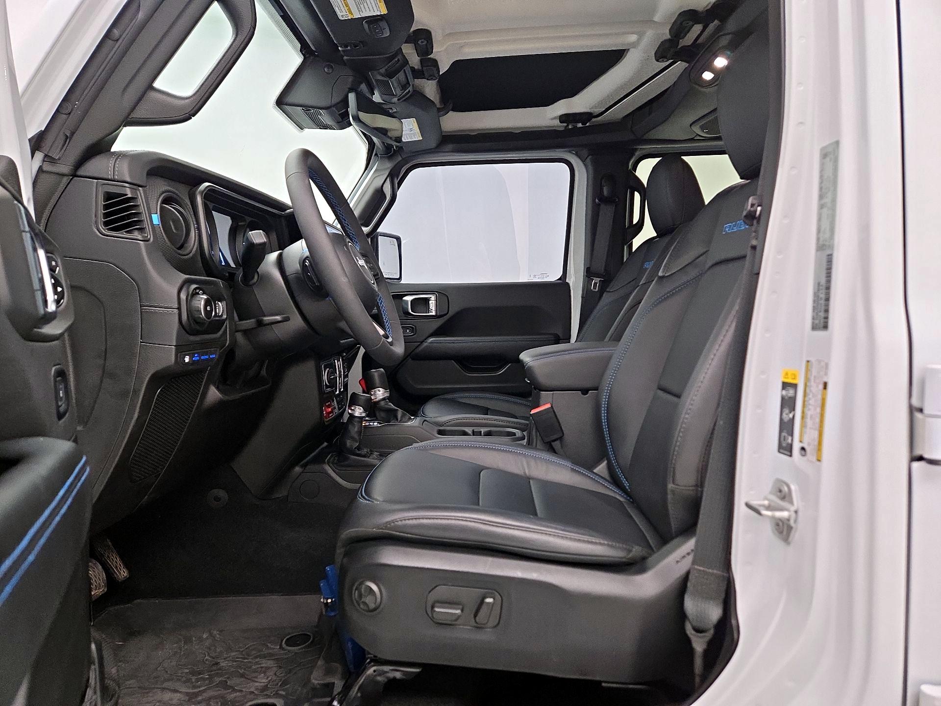 Thumbnail: 2024 Jeep Wrangler - 11