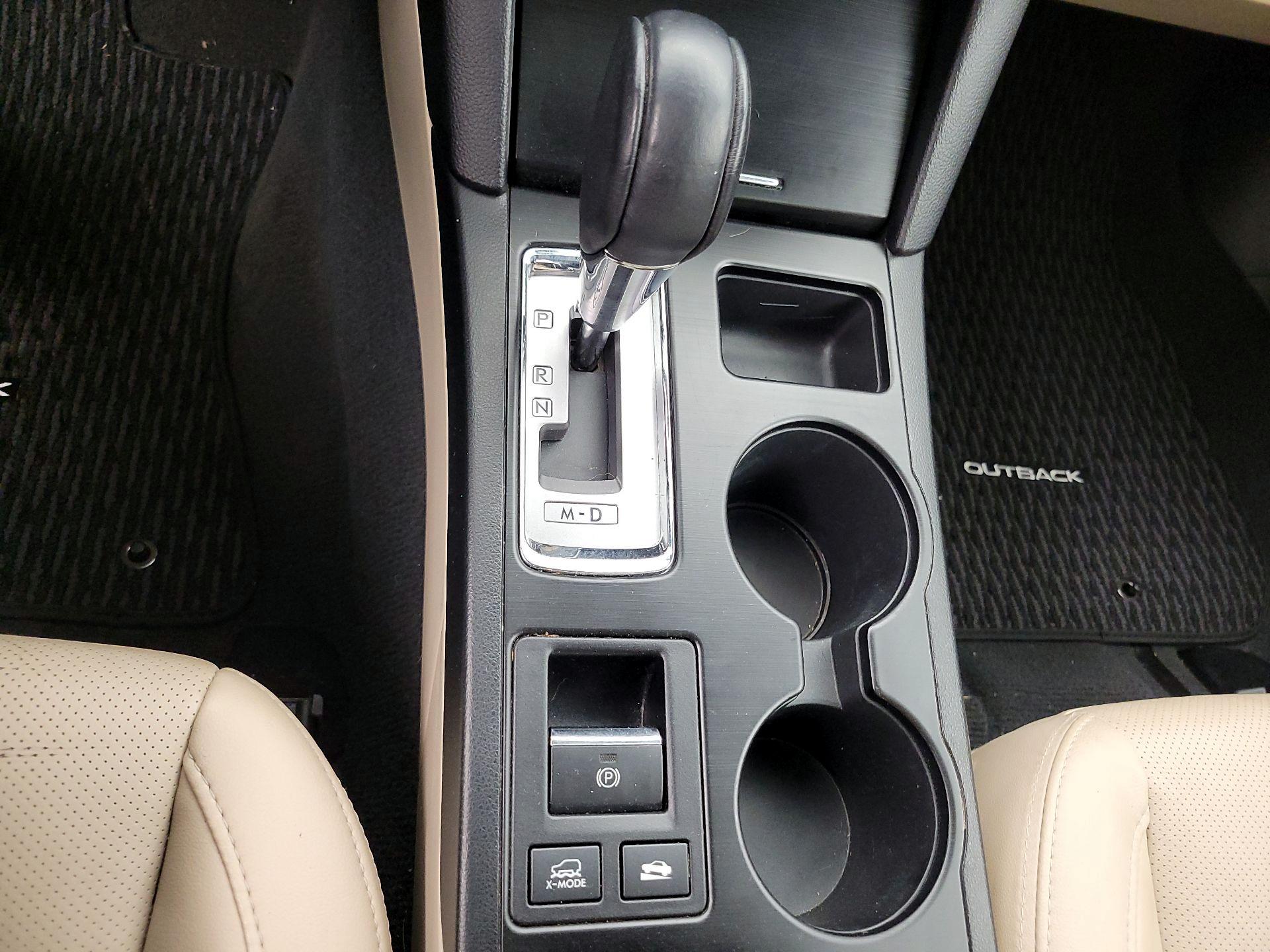 Thumbnail: 2017 Subaru Outback - 18