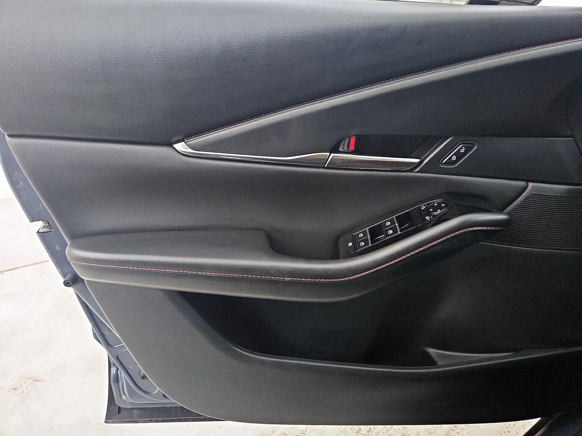 Thumbnail: 2025 Mazda CX-30 - 12