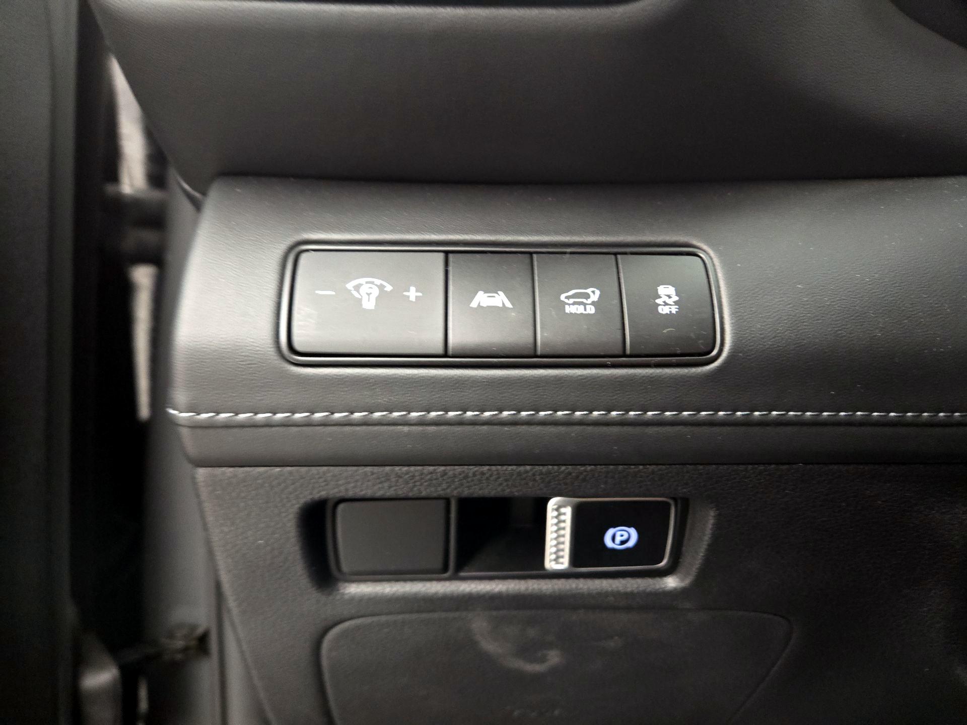 Thumbnail: 2023 Hyundai Santa Fe - 13