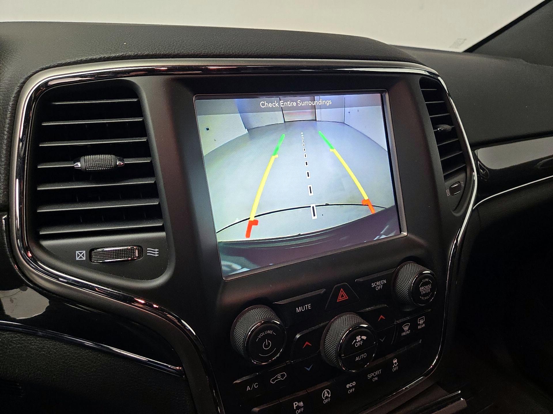 Thumbnail: 2018 Jeep Grand Cherokee - 15