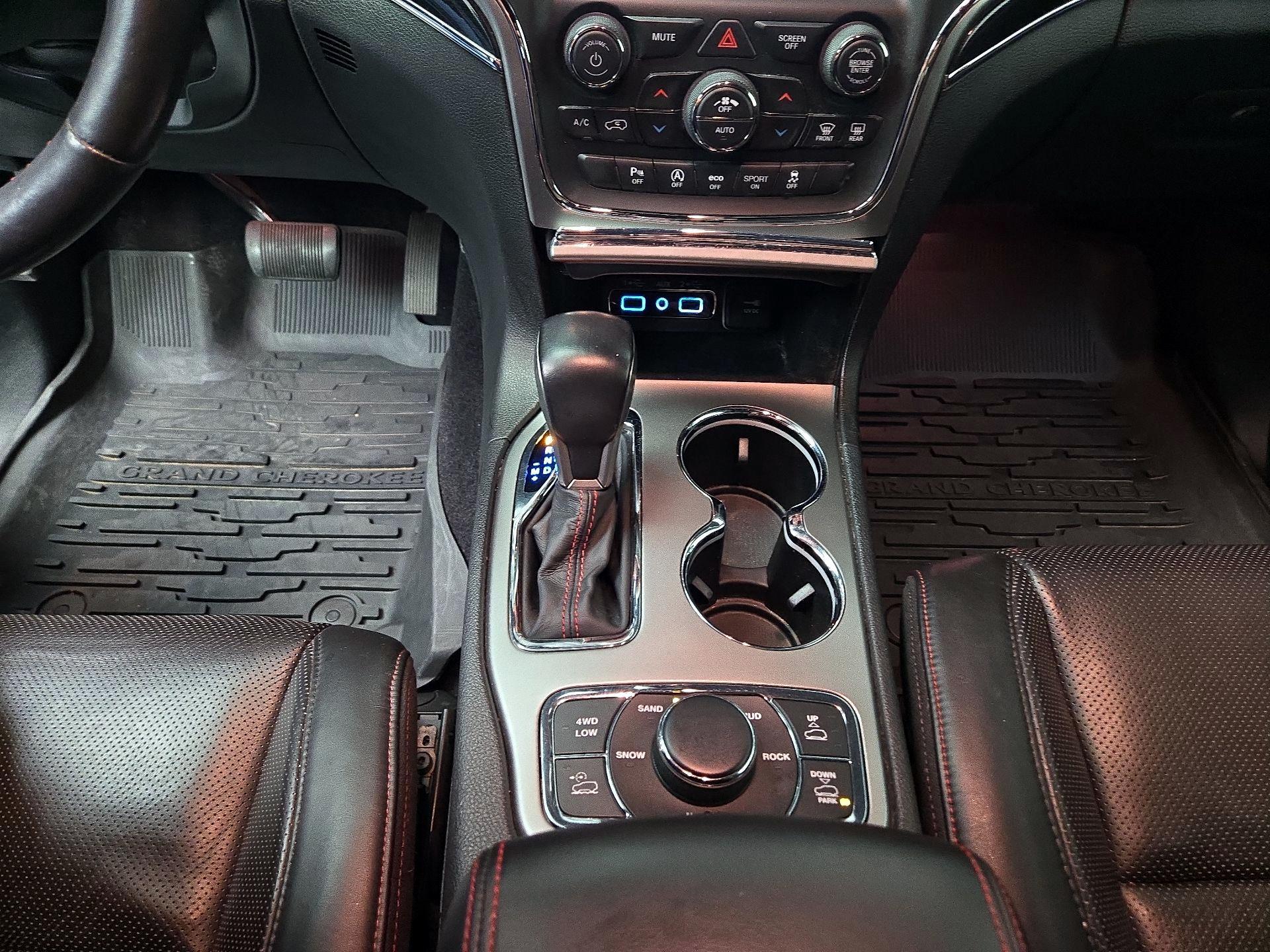 Thumbnail: 2018 Jeep Grand Cherokee - 18