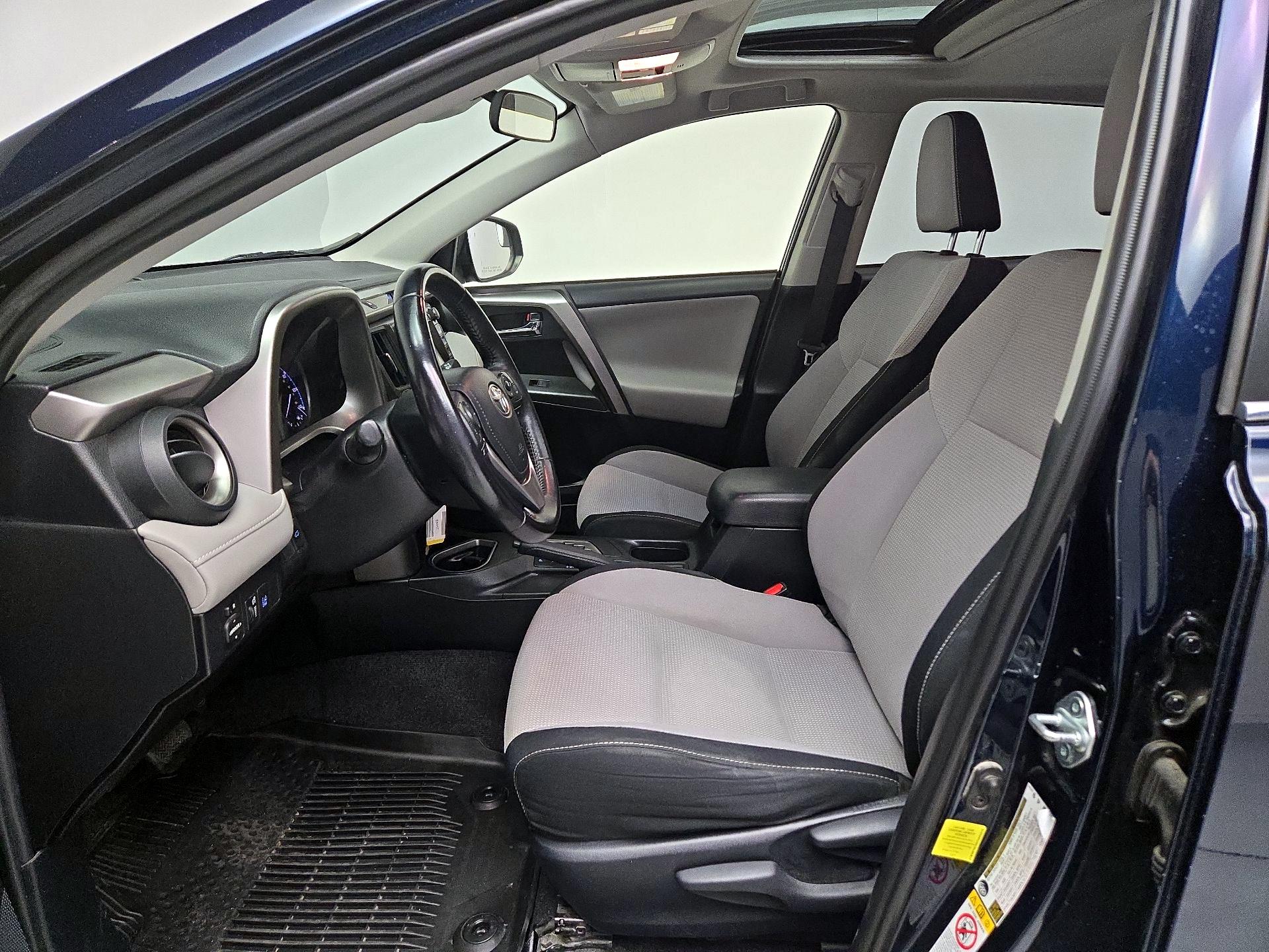 Thumbnail: 2017 Toyota RAV4 - 11