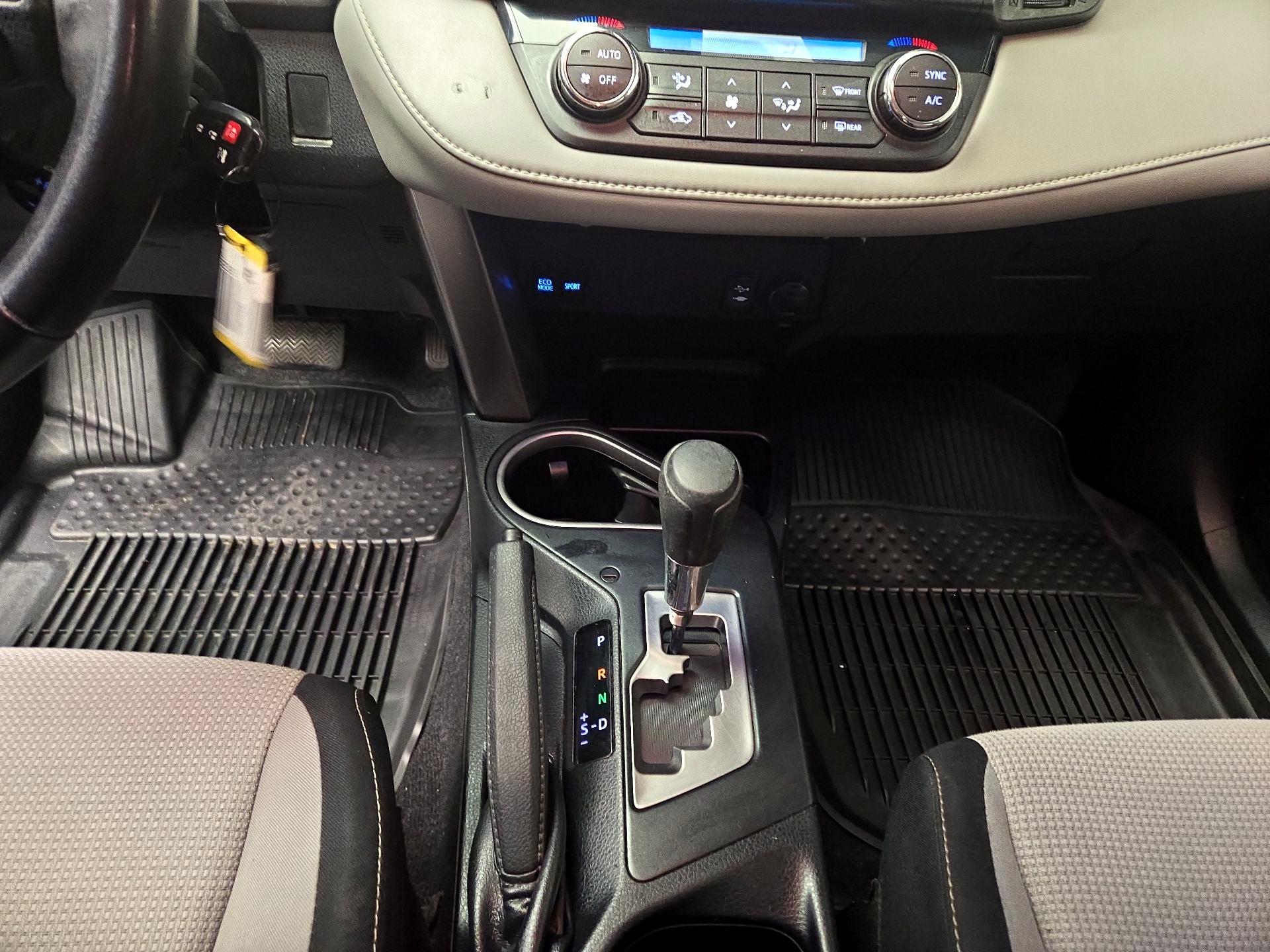 Thumbnail: 2017 Toyota RAV4 - 17