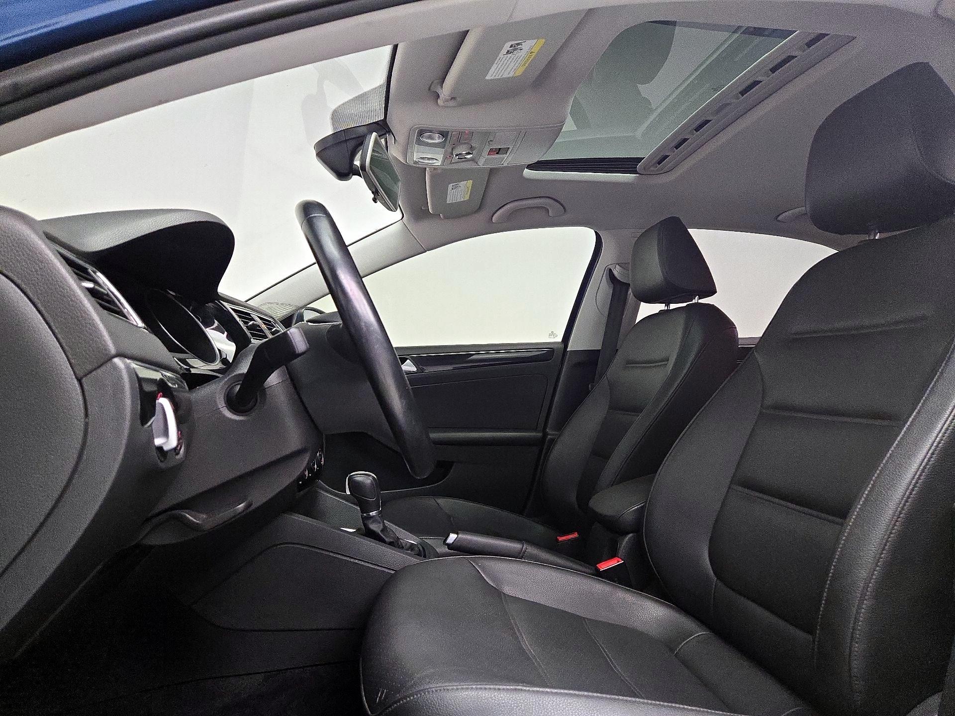 Thumbnail: 2017 Volkswagen Jetta - 20