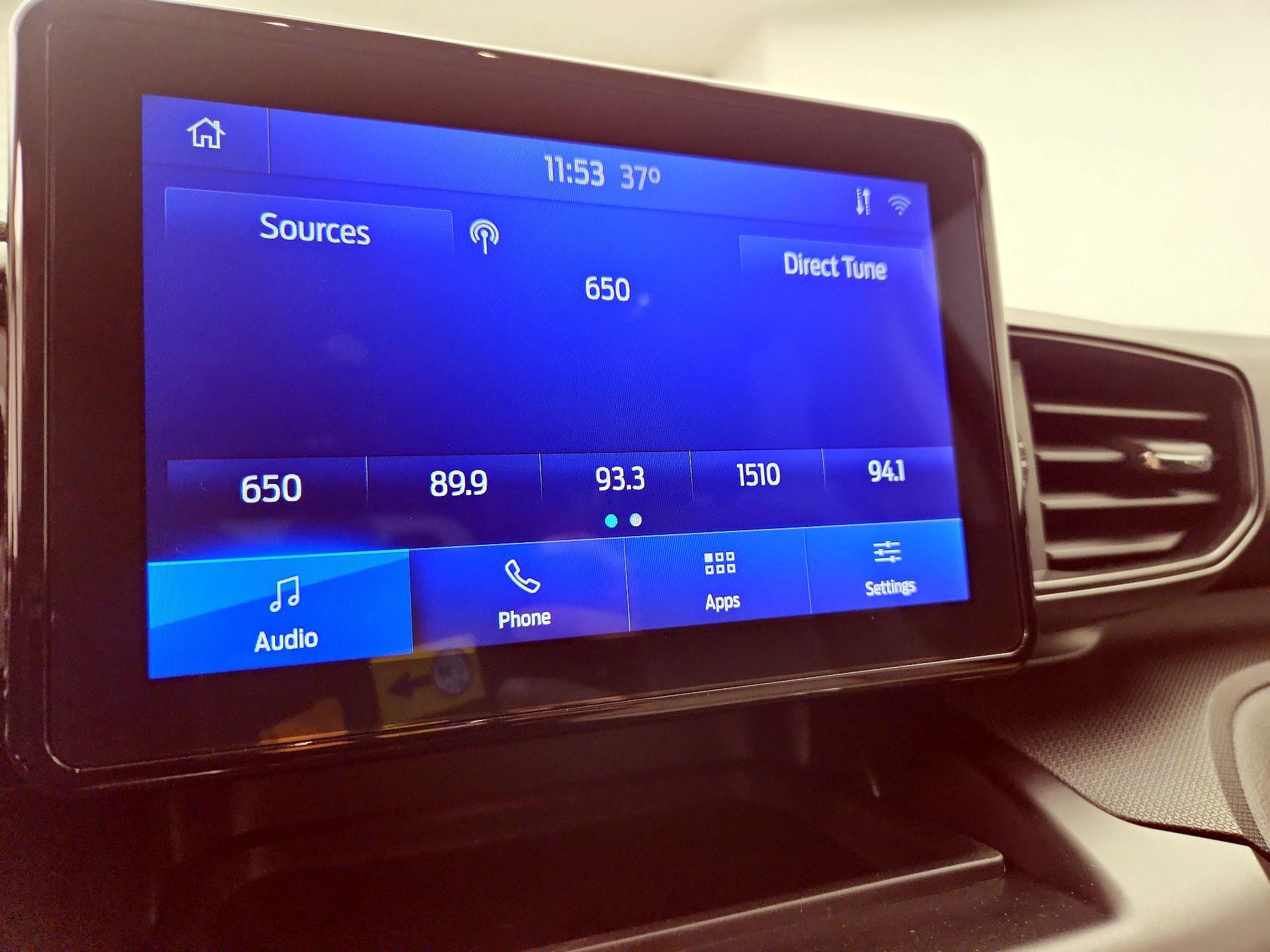 Thumbnail: 2020 Ford Explorer - 15