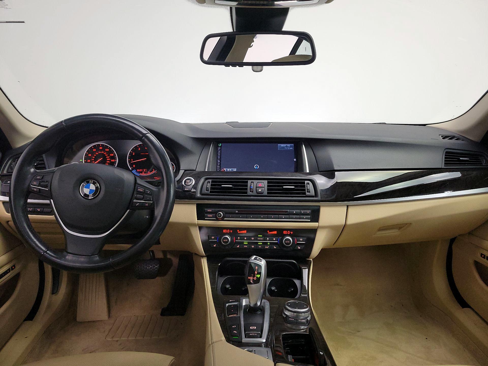 Thumbnail: 2015 BMW 5 Series - 9