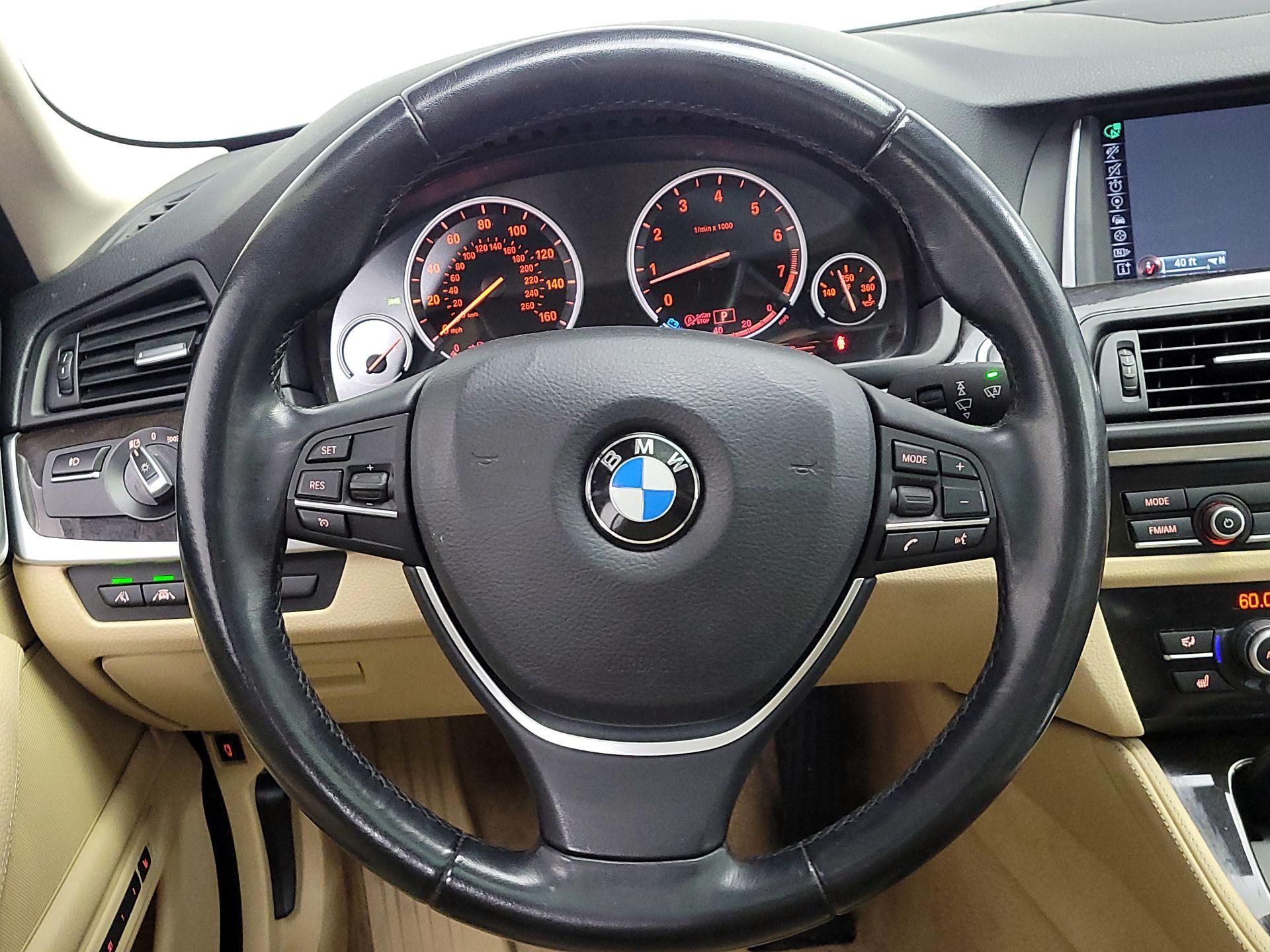 Thumbnail: 2015 BMW 5 Series - 10