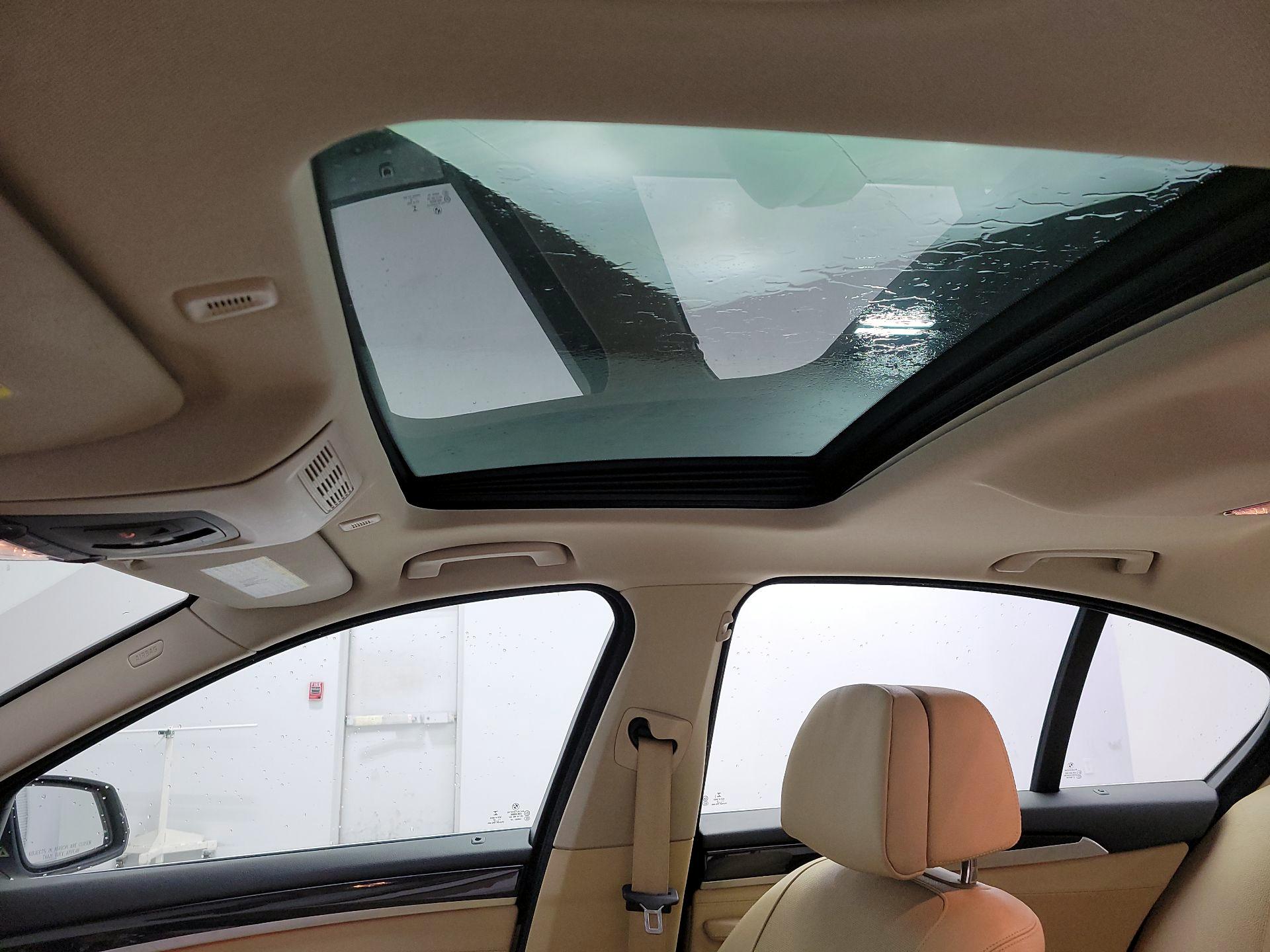 Thumbnail: 2015 BMW 5 Series - 20