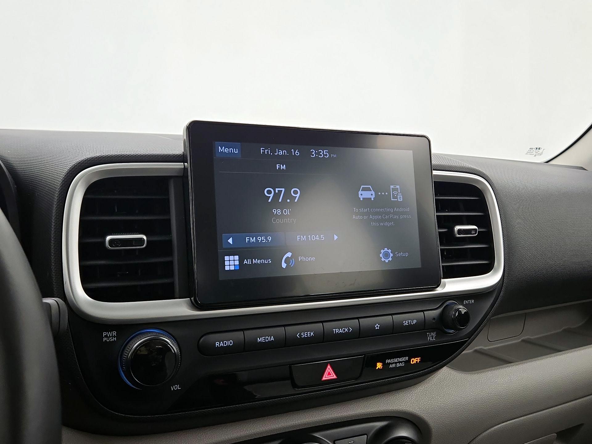 Thumbnail: 2022 Hyundai Venue - 15