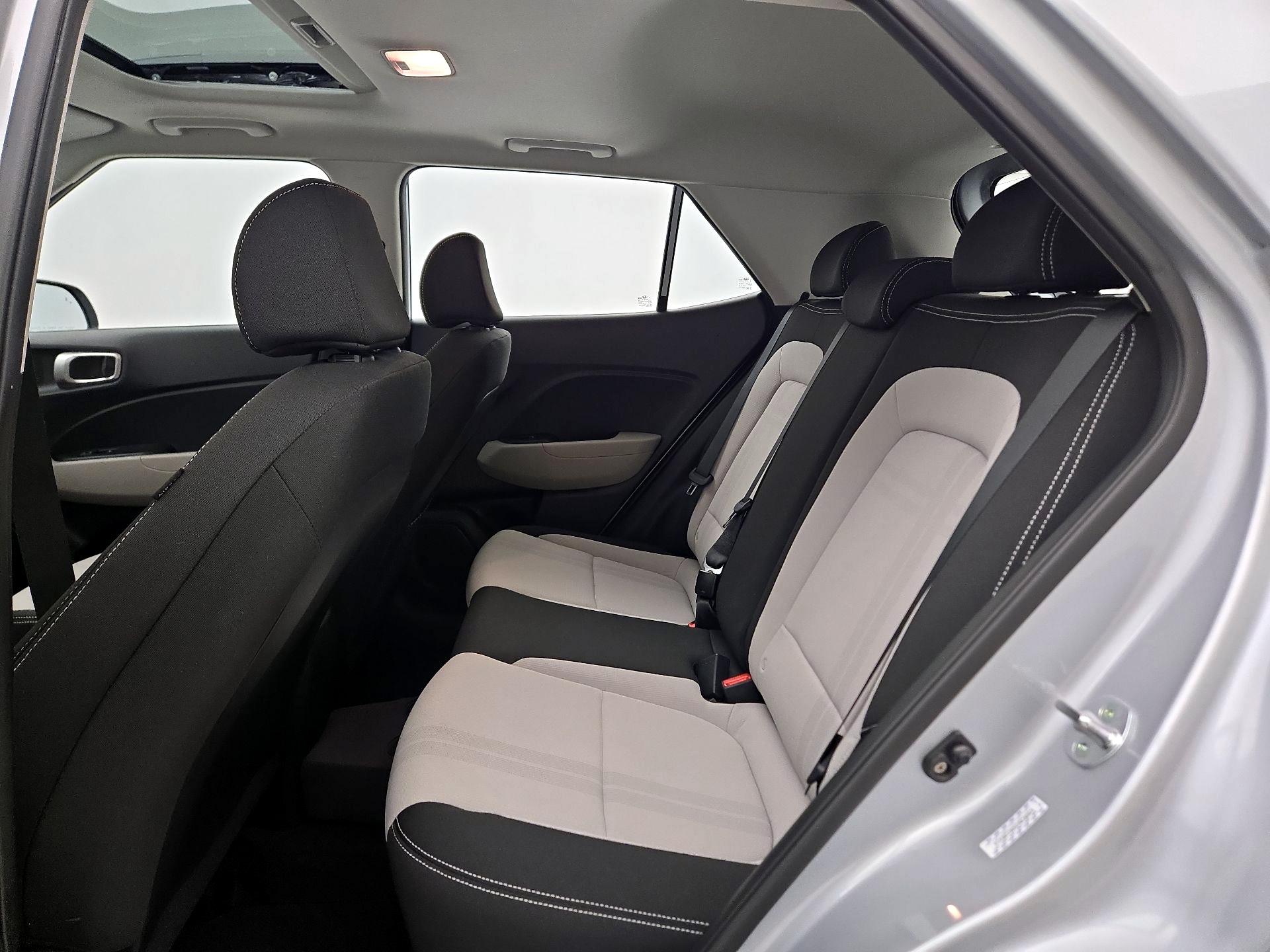 Thumbnail: 2022 Hyundai Venue - 20