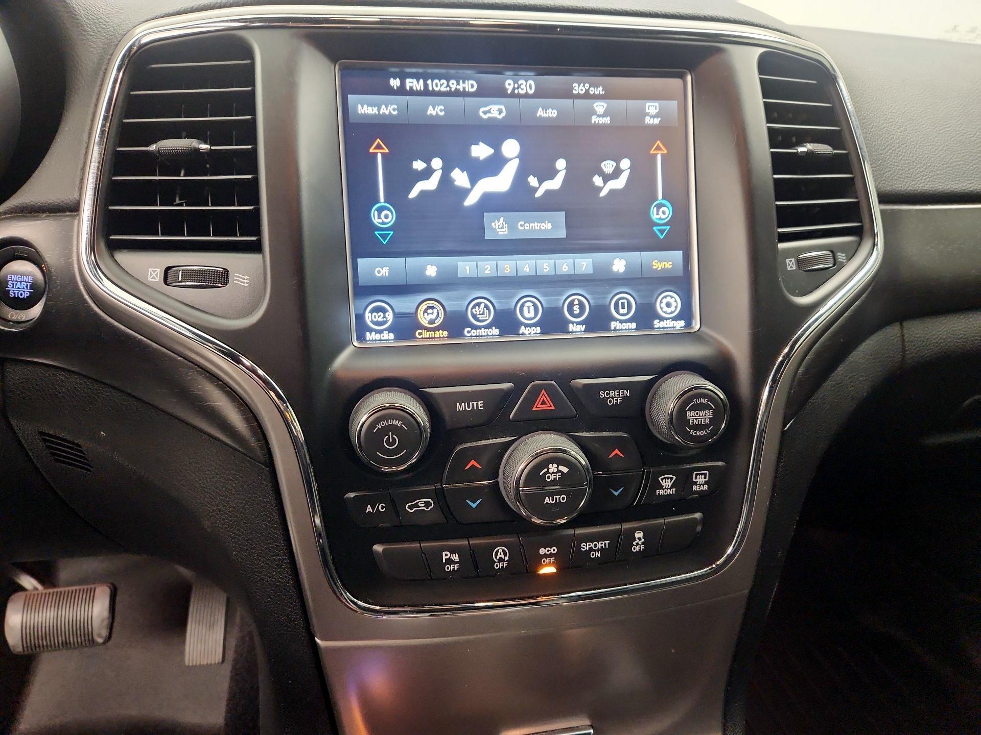 Thumbnail: 2018 Jeep Grand Cherokee - 17