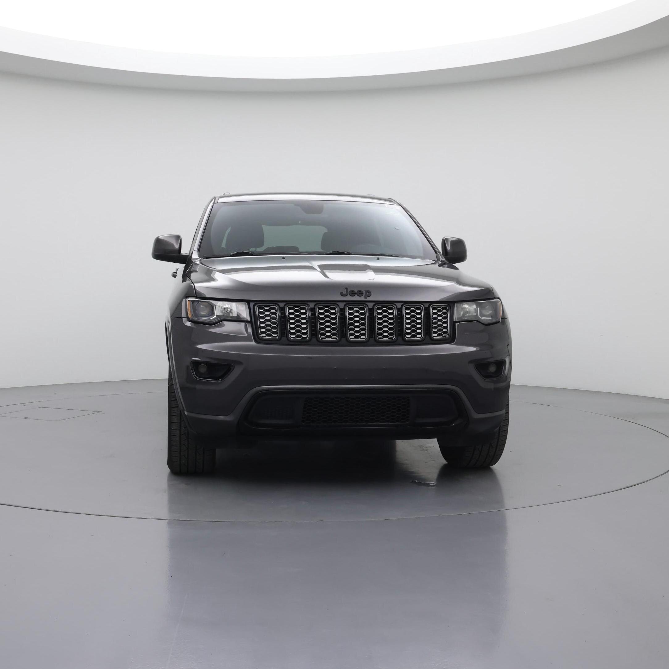 Thumbnail: 2018 Jeep Grand Cherokee - 5