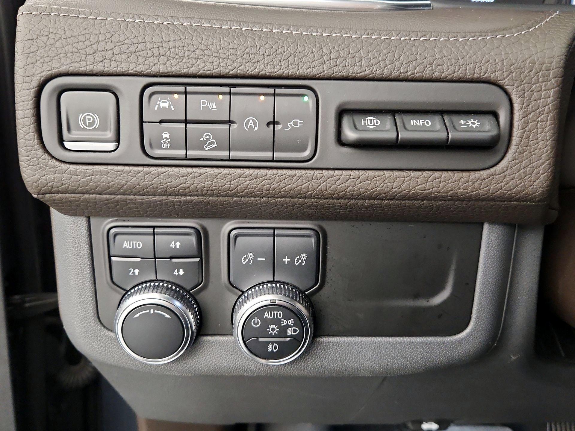 Thumbnail: 2021 GMC Yukon - 13