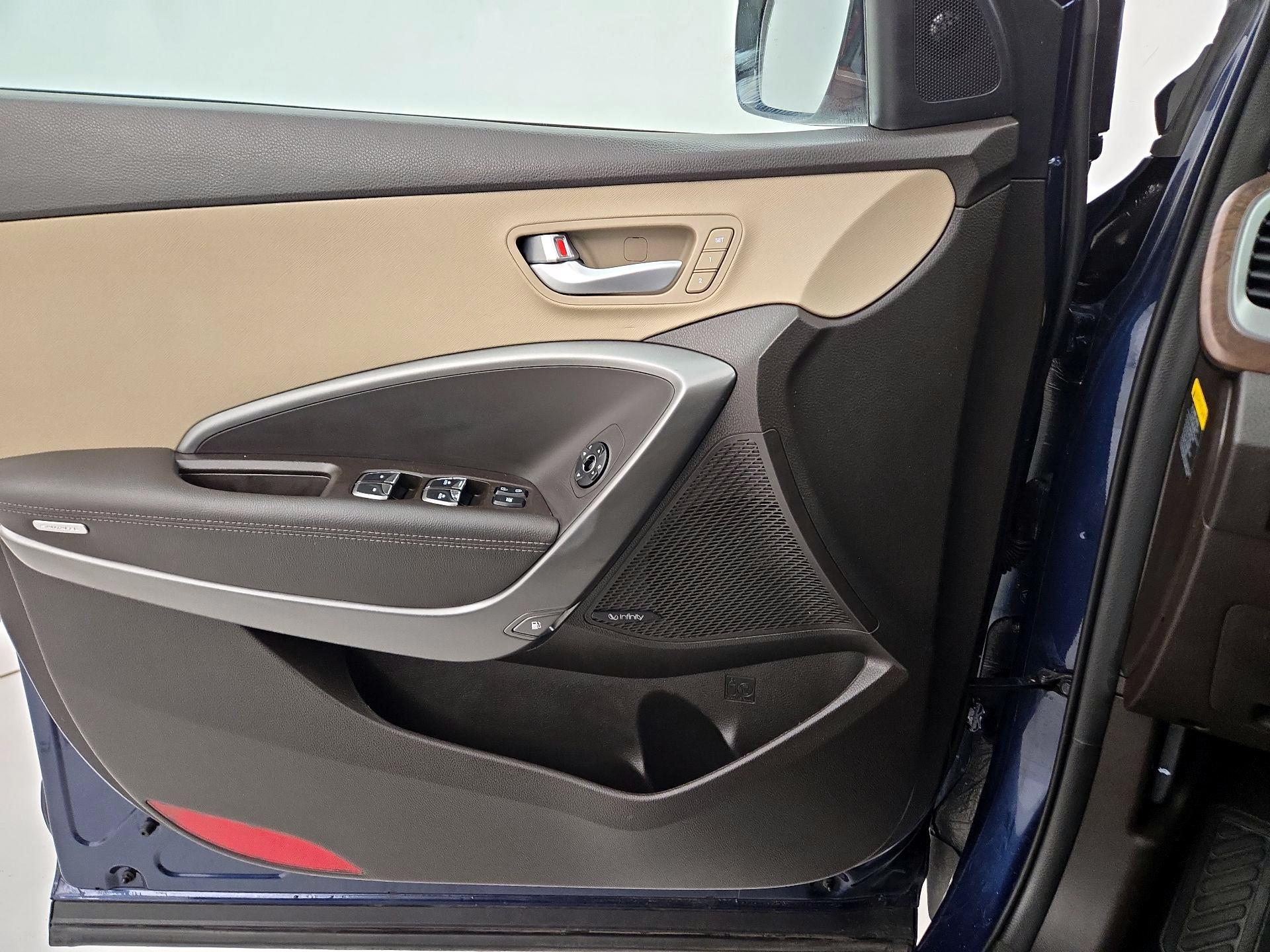 Thumbnail: 2018 Hyundai Santa Fe - 12