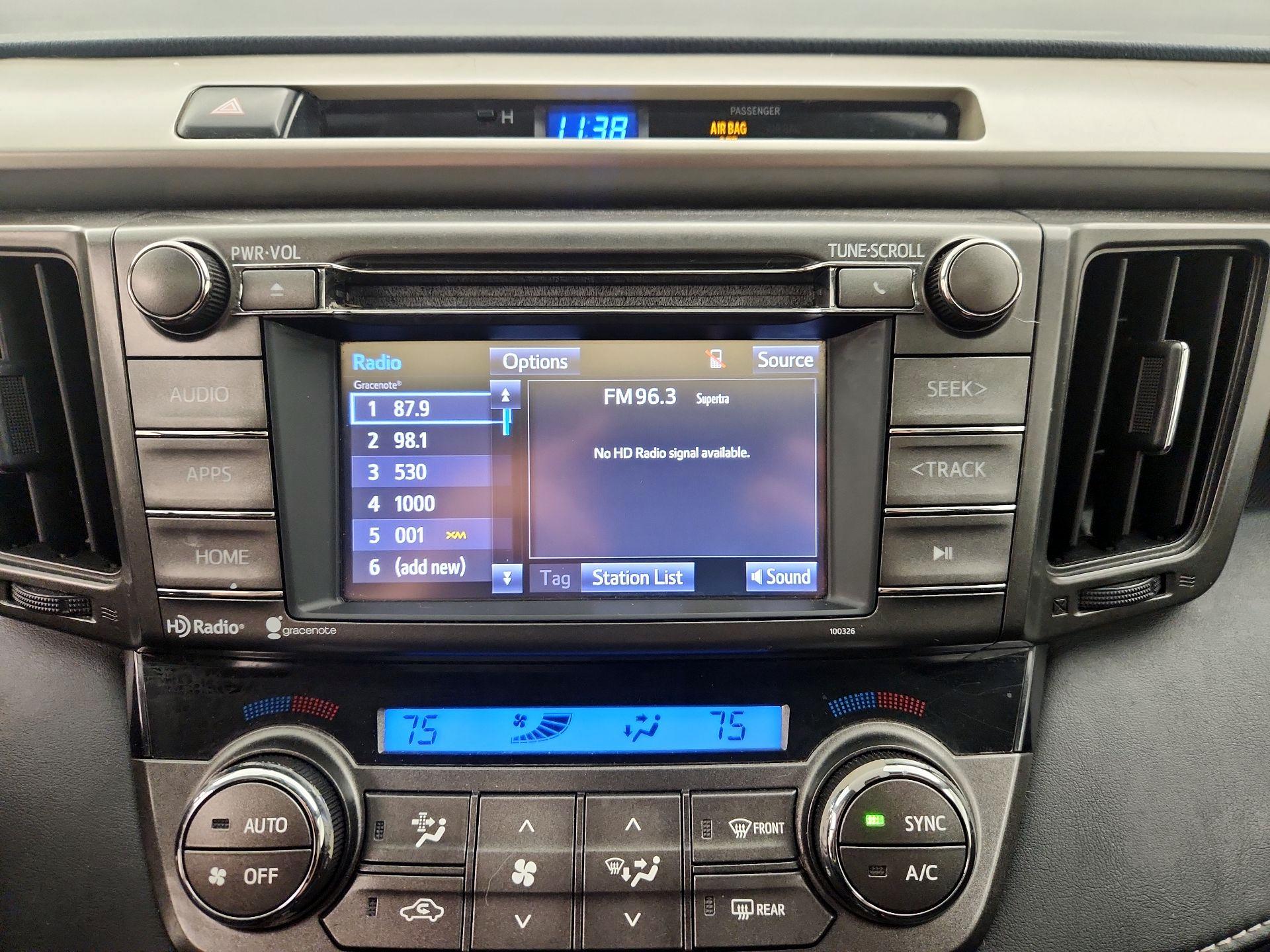 Thumbnail: 2014 Toyota RAV4 - 15
