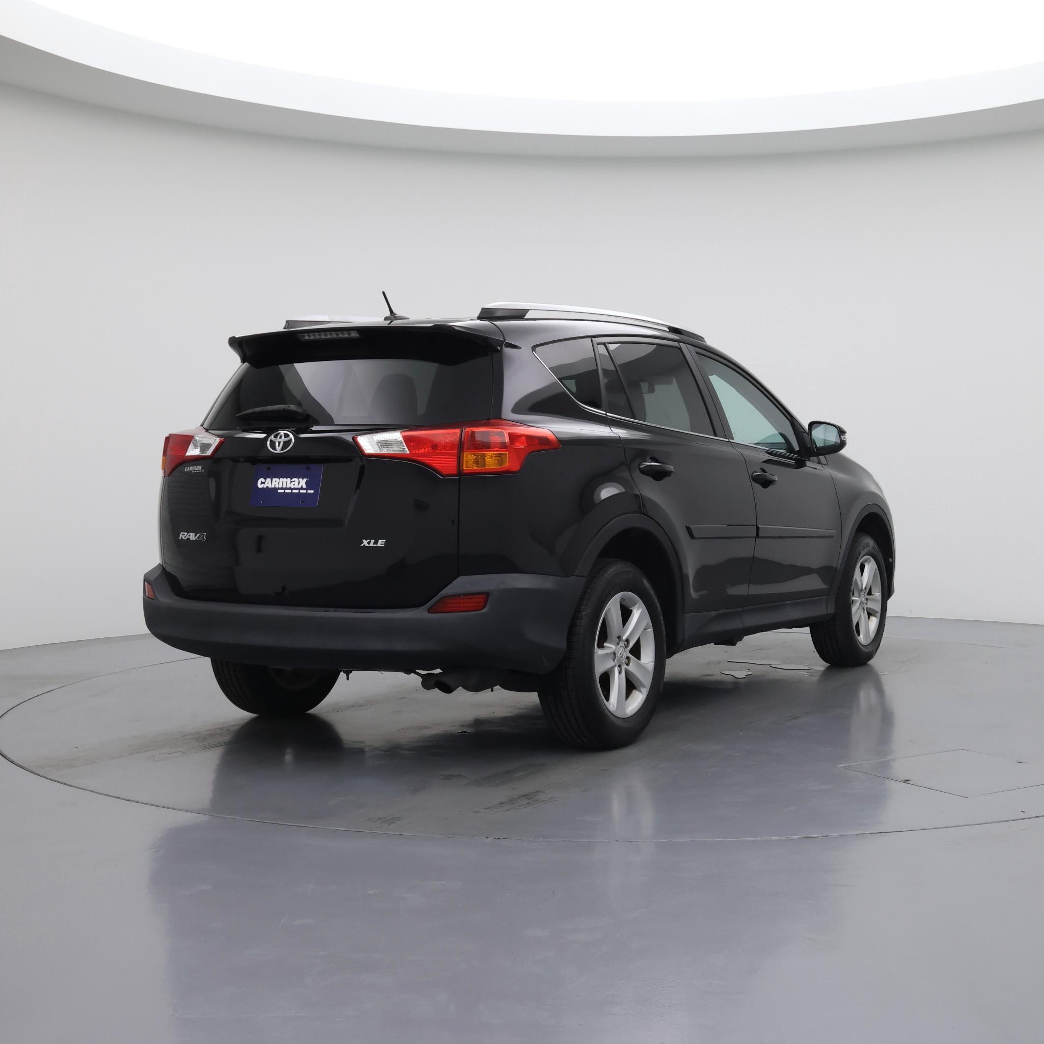 Thumbnail: 2014 Toyota RAV4 - 8