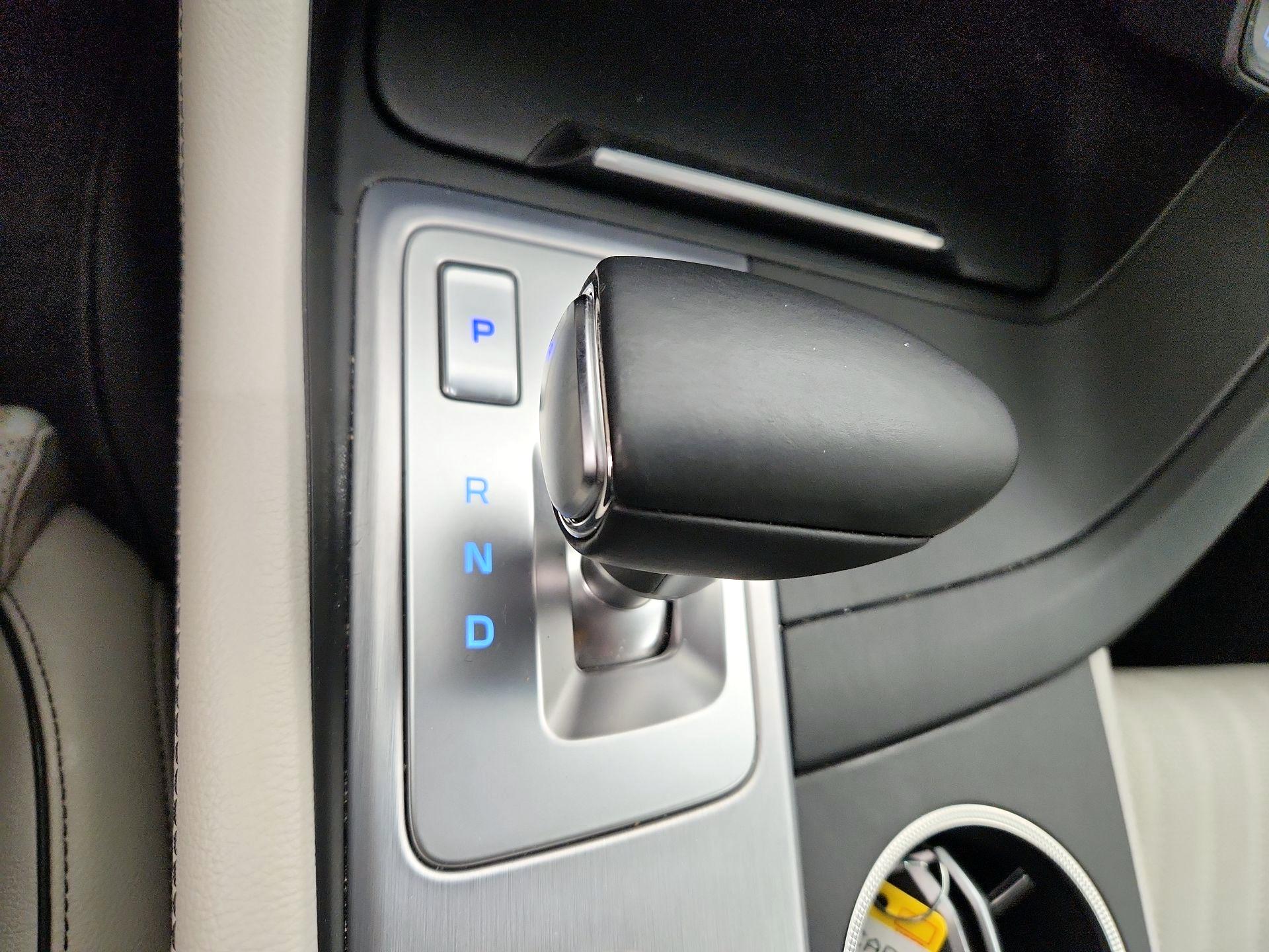 Thumbnail: 2019 Genesis G70 - 17