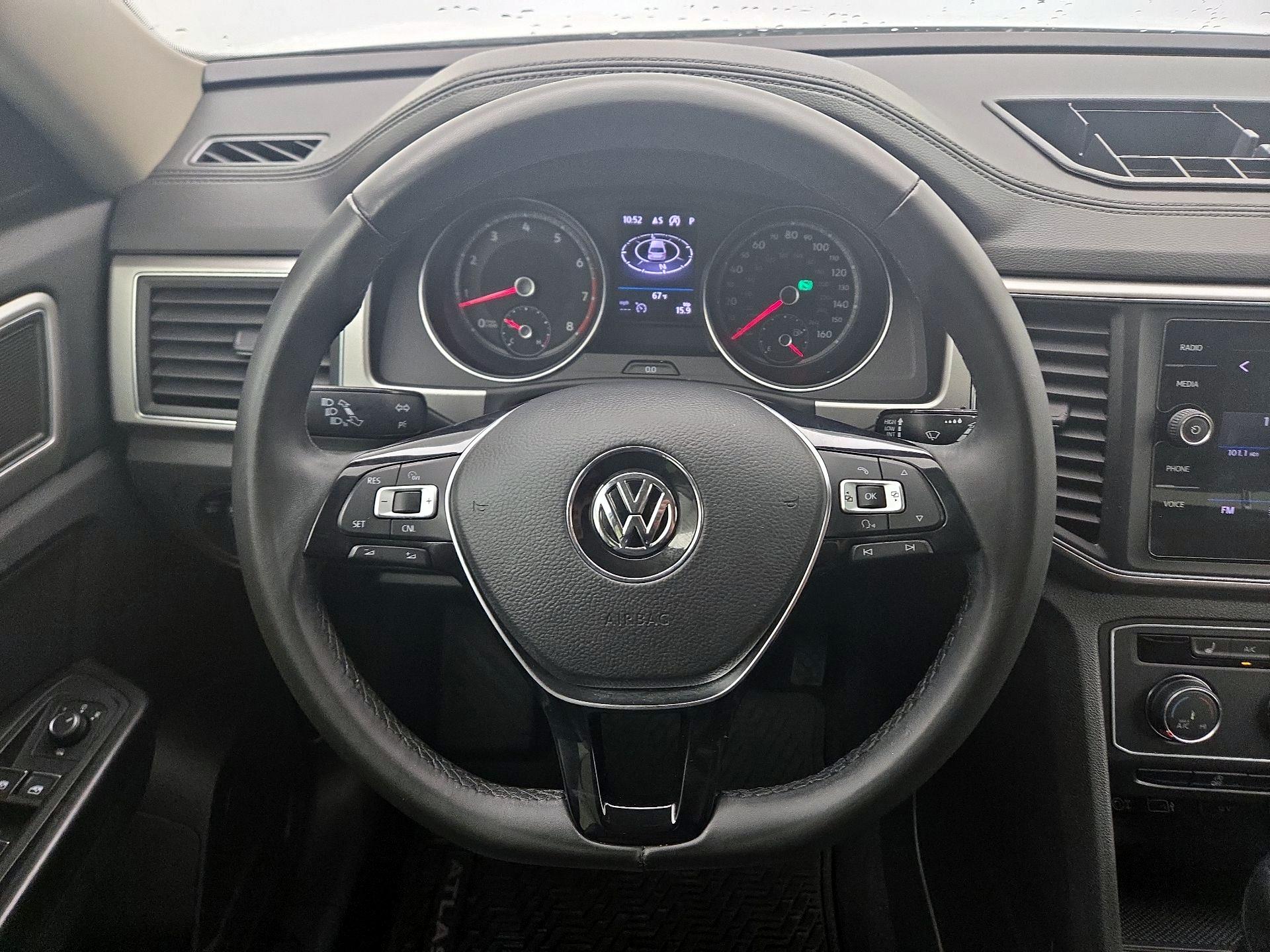 Thumbnail: 2018 Volkswagen Atlas - 10