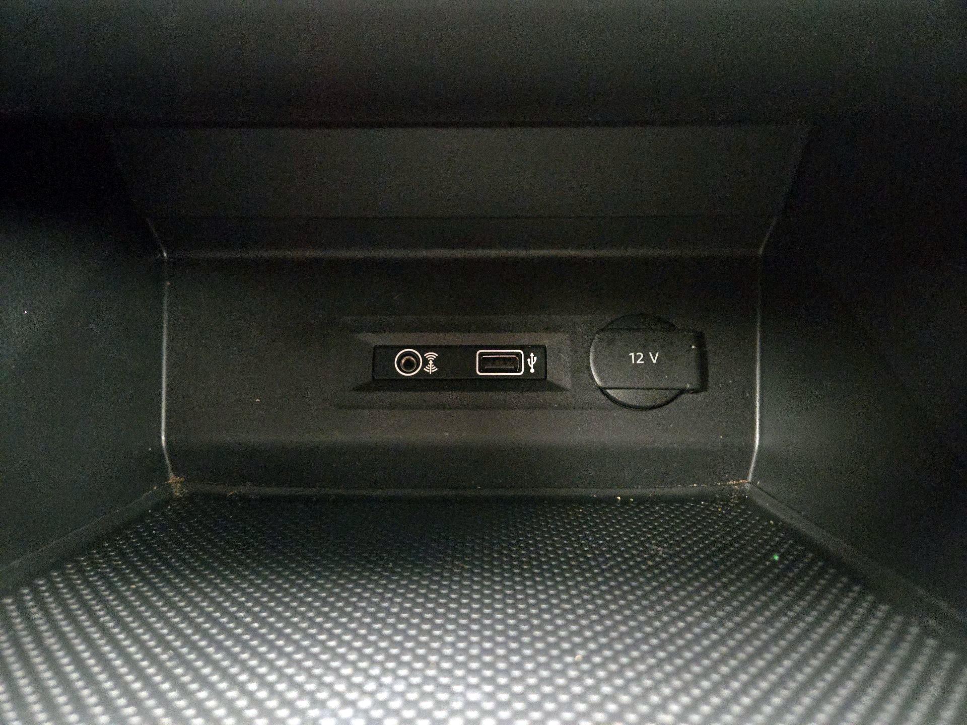 Thumbnail: 2018 Volkswagen Atlas - 18