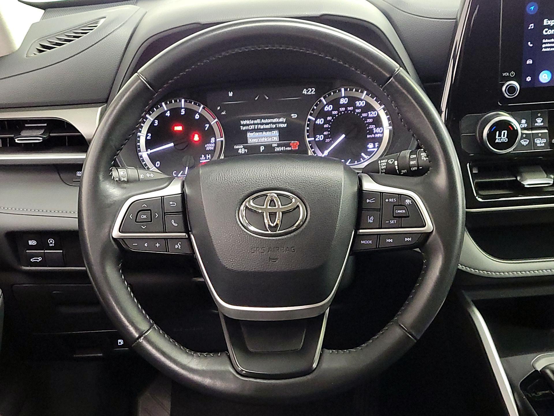 Thumbnail: 2024 Toyota Highlander - 10