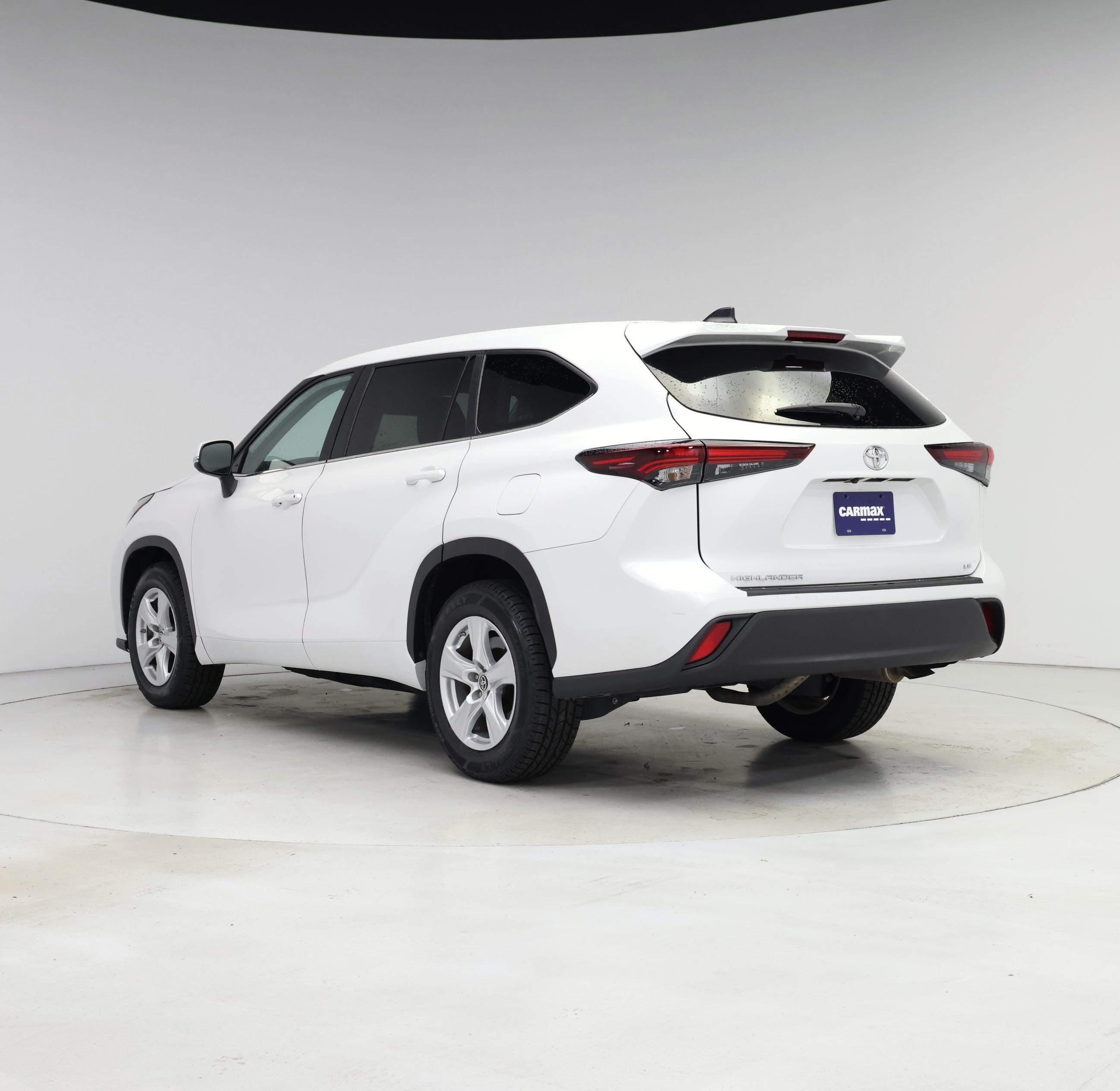 Thumbnail: 2024 Toyota Highlander - 2