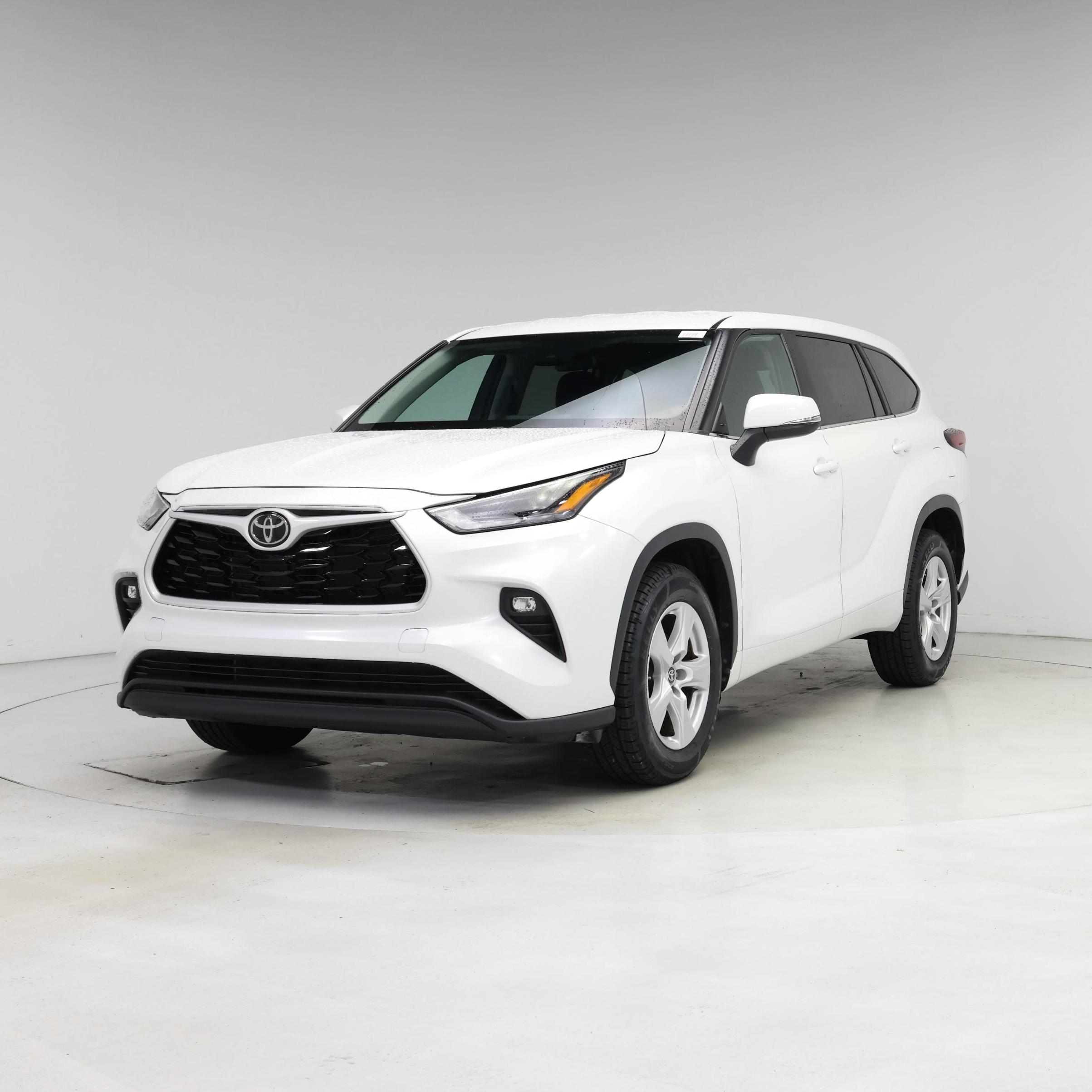 Thumbnail: 2024 Toyota Highlander - 4
